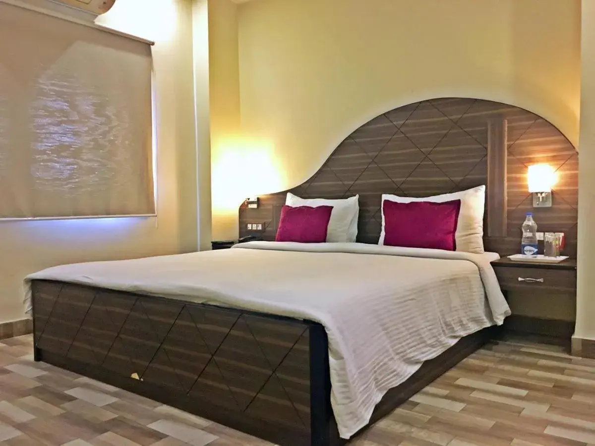 Suite with City View in Spring Sky Mughalsarai By ShriGo Hotels Suite with City View in Spring Sky Mughalsarai By ShriGo Hotels