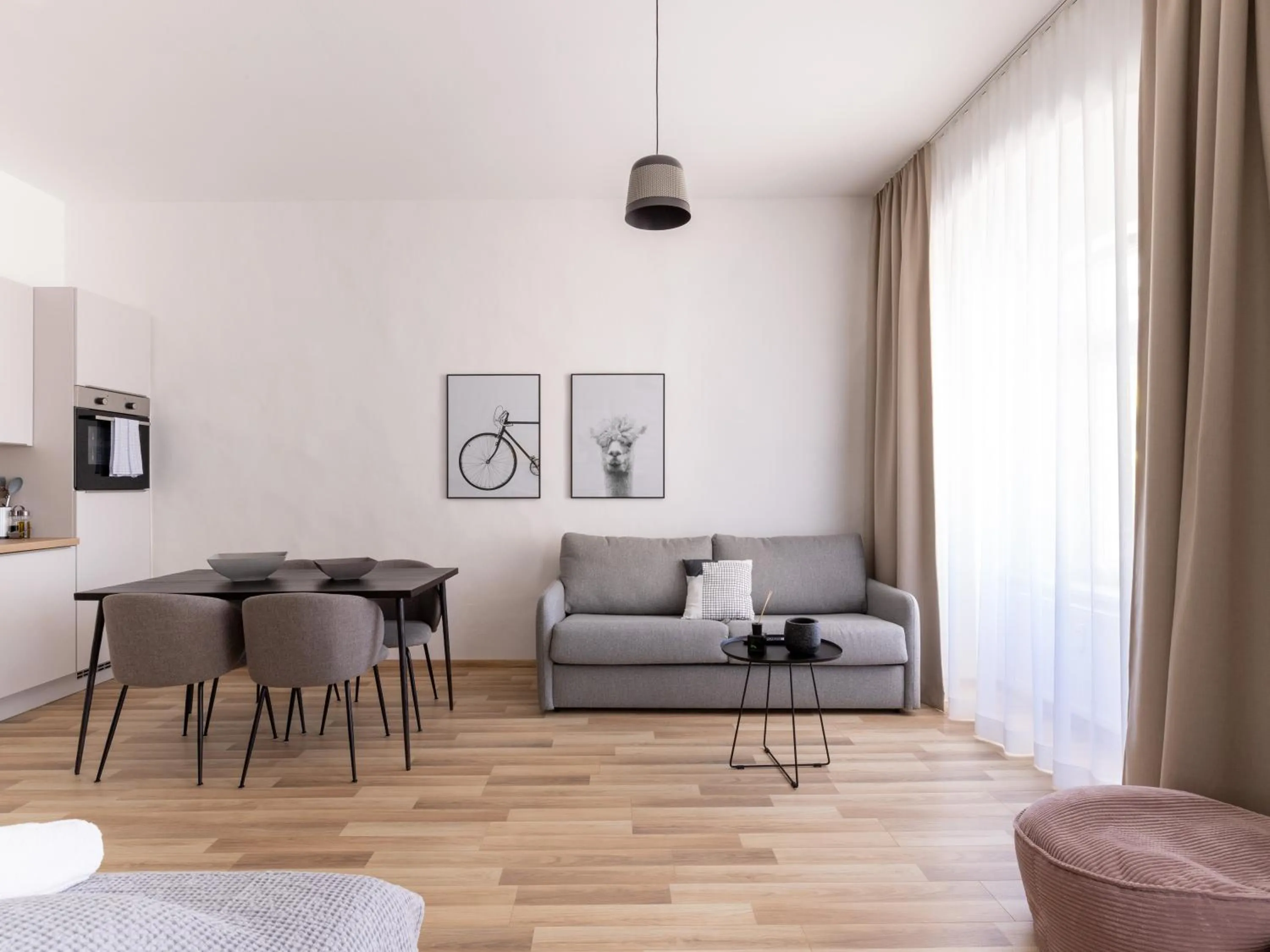 Seating area in Limehome Villach Kirchenplatz