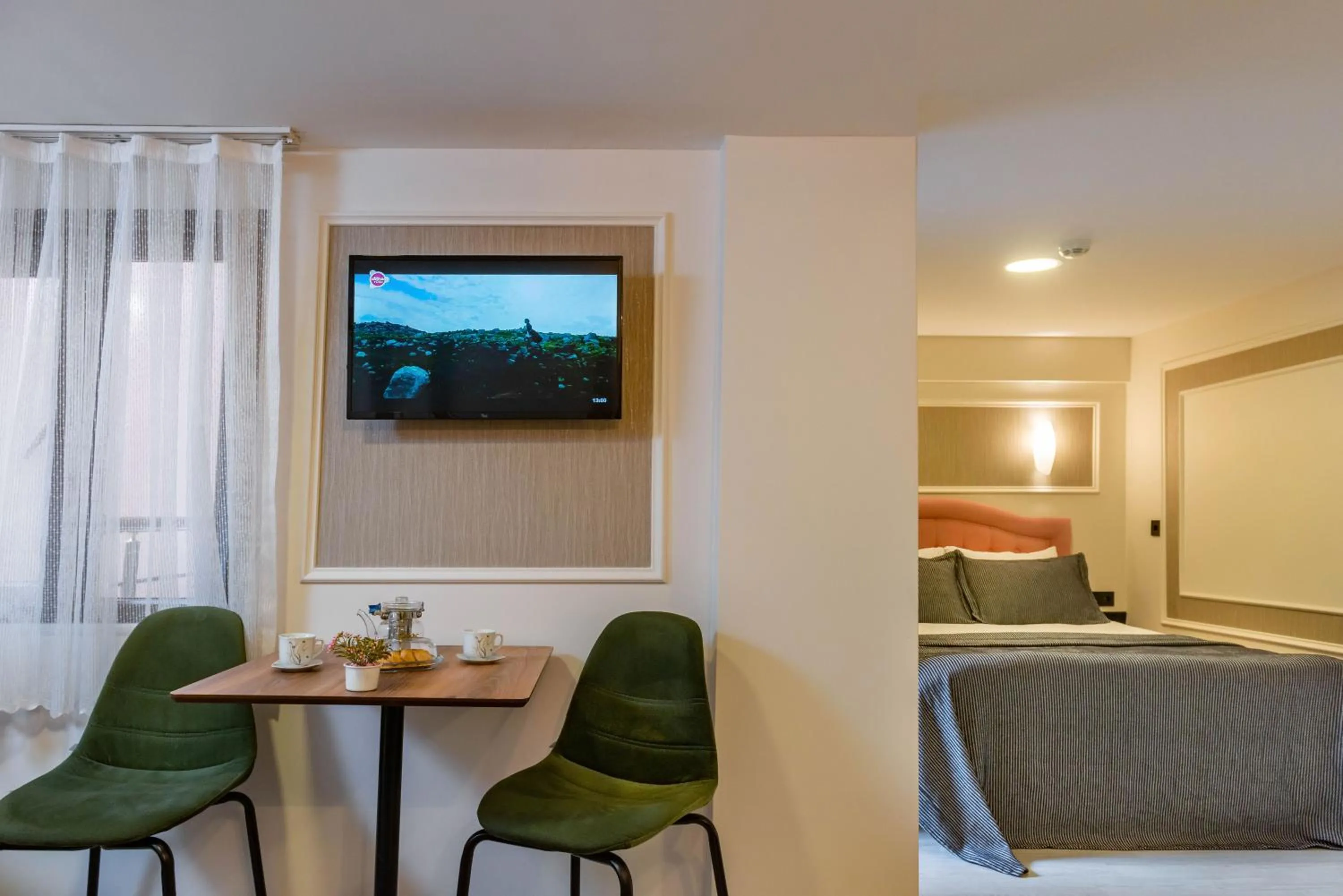 TV and multimedia, Bed in BLUE MARMARA SUITES