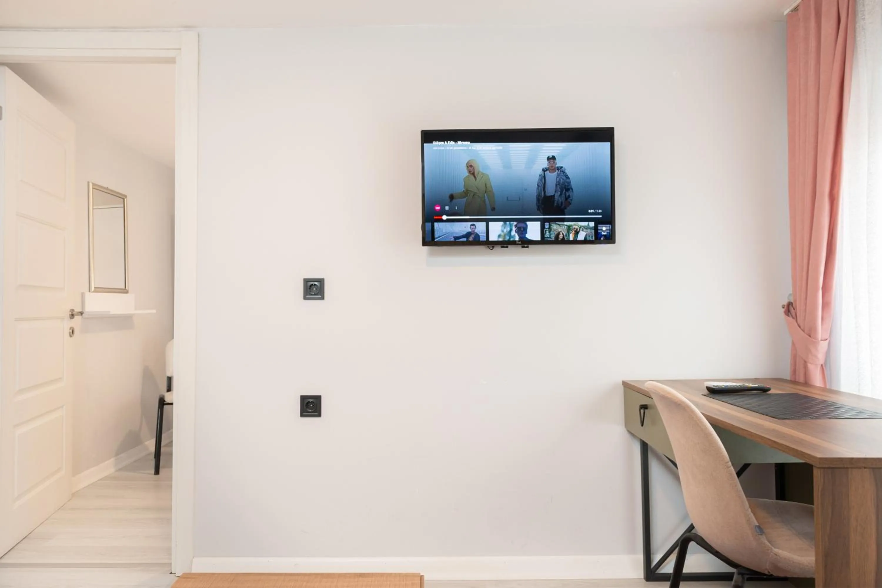 TV and multimedia in BLUE MARMARA SUITES