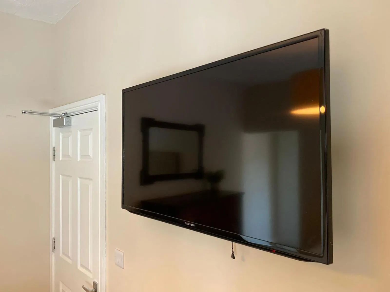 TV and multimedia in The Sutherland Arms