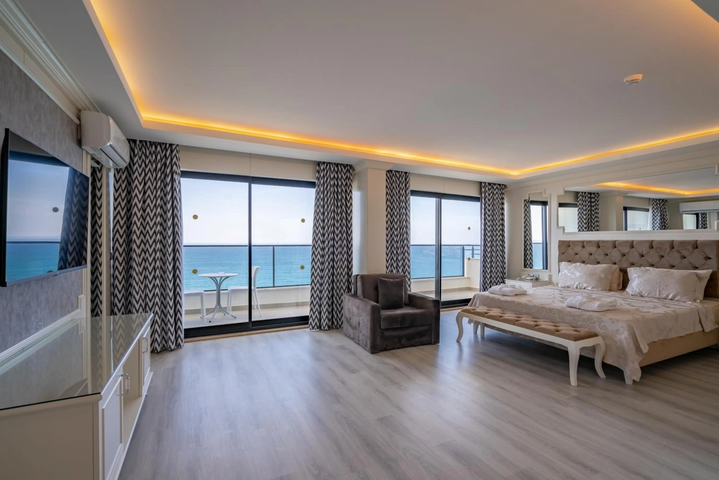 Photo of the whole room, Bed in ARIA RESORT & SPA HOTEL Ultra All Inclusive