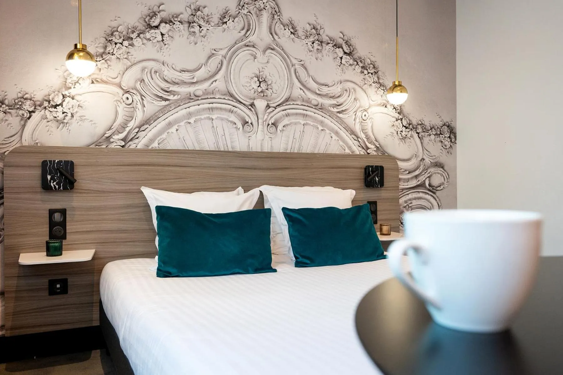 Bed in Nemea Appart Hotel Paris Levallois