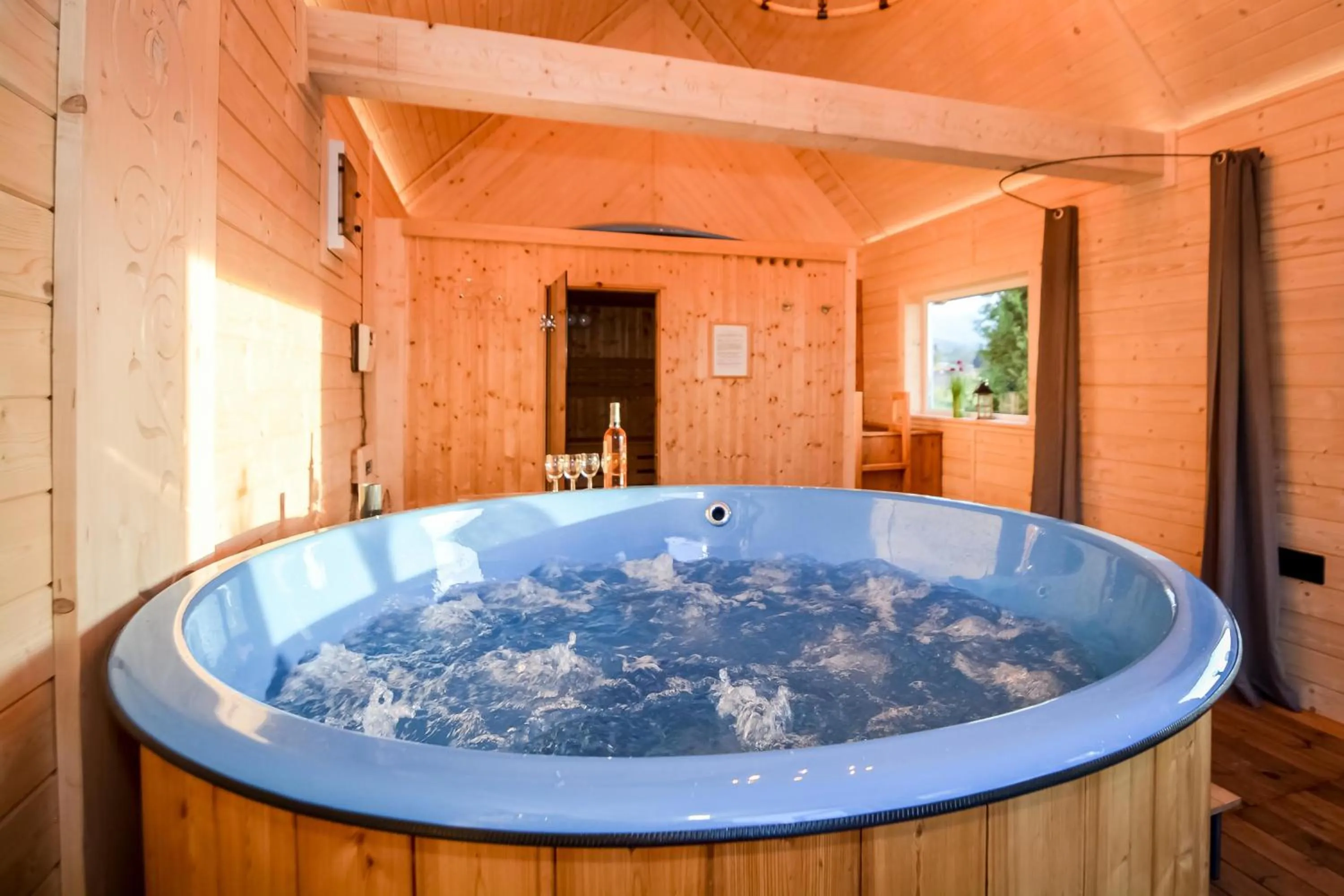 Hot Tub in Ośrodek Wypoczynkowy Bernadetta