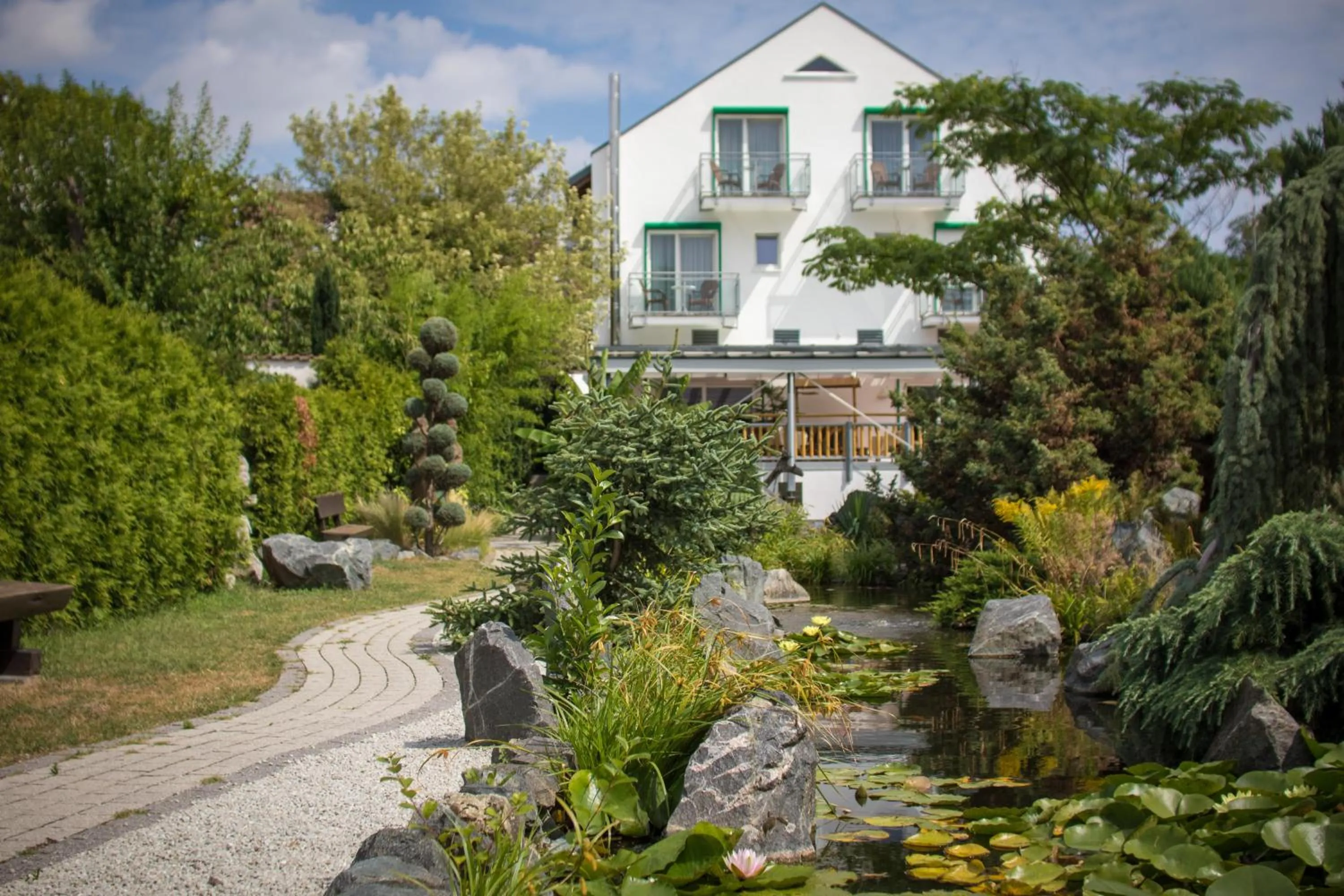 Natural landscape in Wellness- und Gartenhotel Heusser