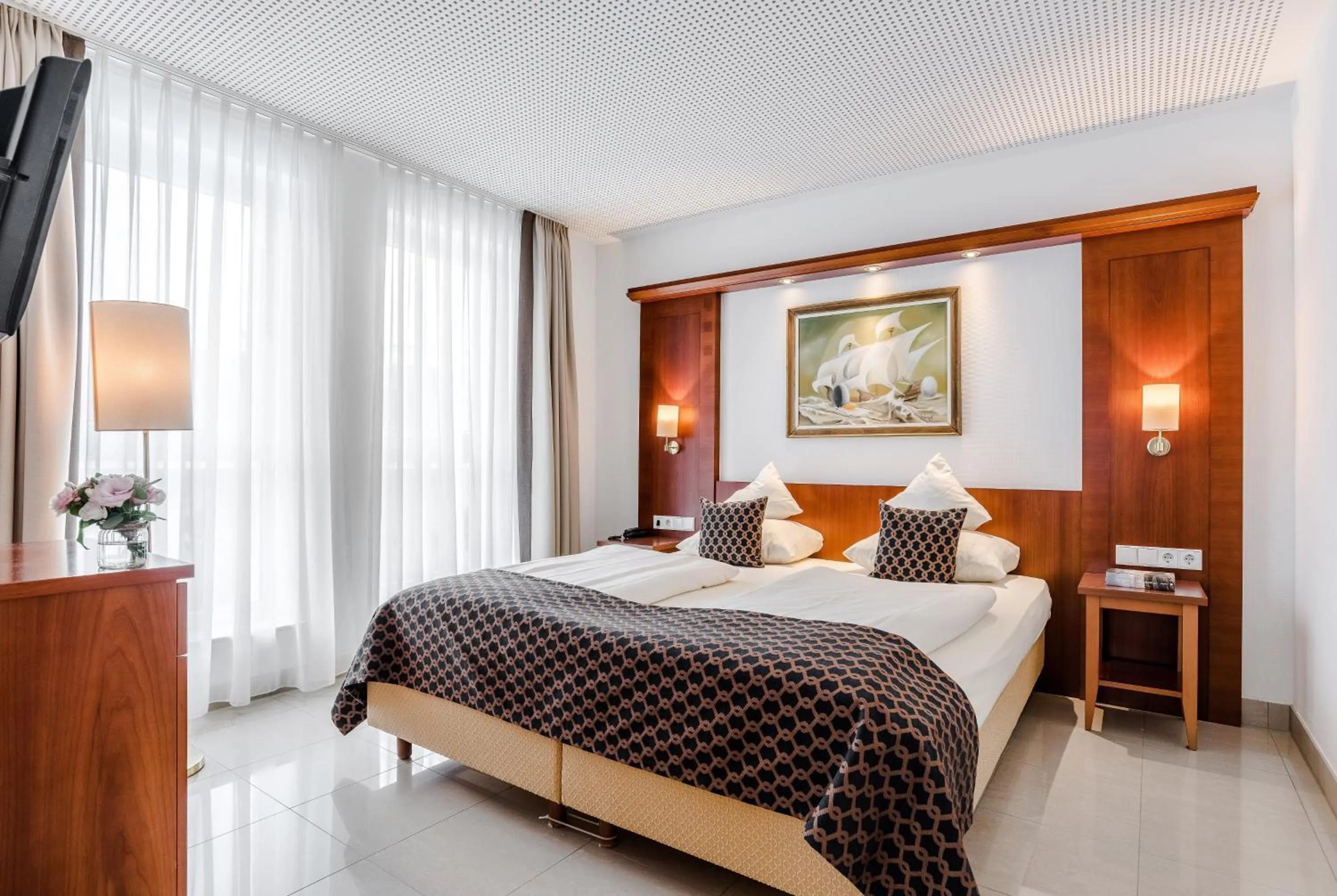 Bedroom, Bed in Wellness- und Gartenhotel Heusser