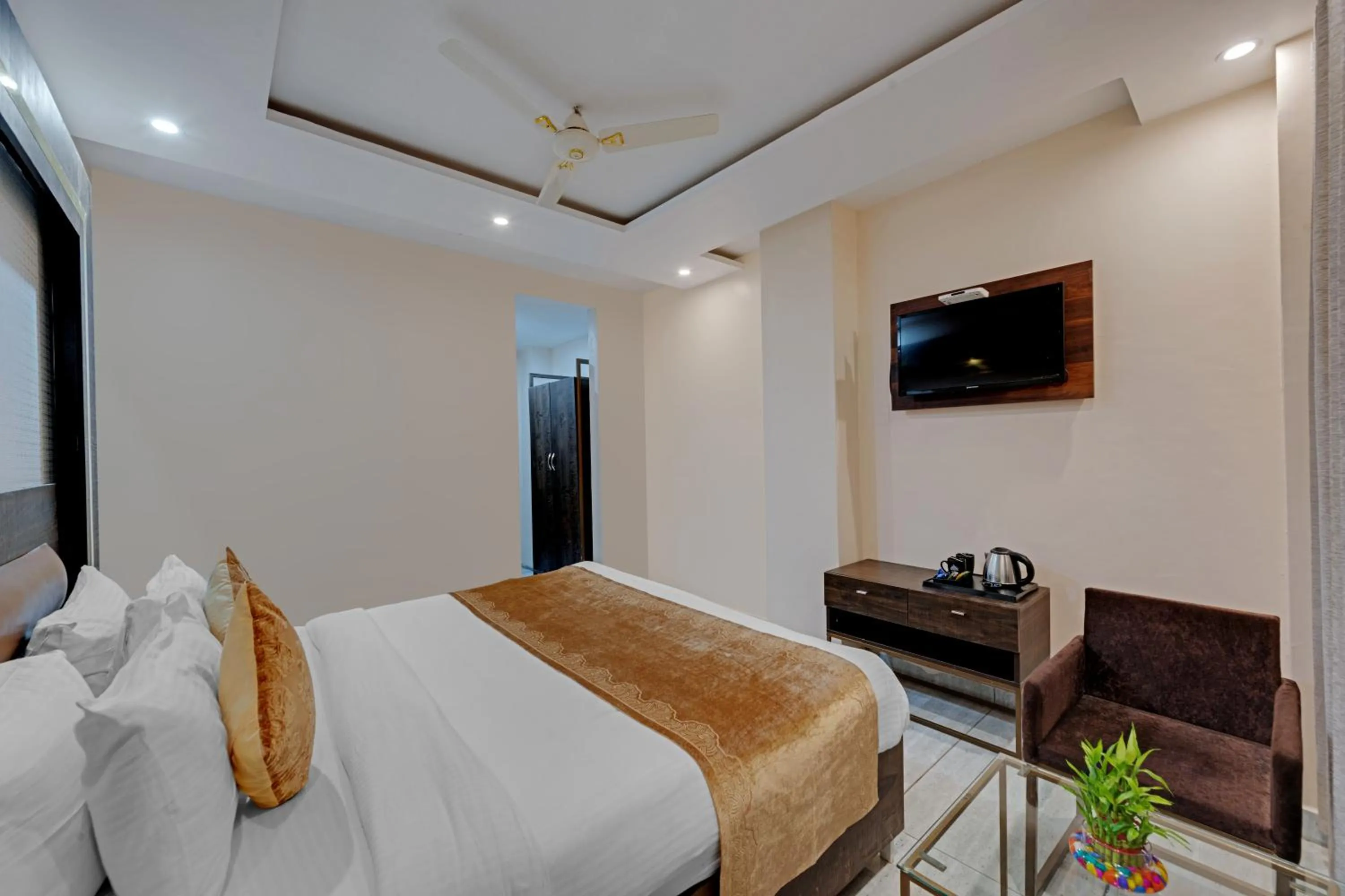 Photo of the whole room, Bed in Golden Rock, Dharamshala - AM Hotel Kollection