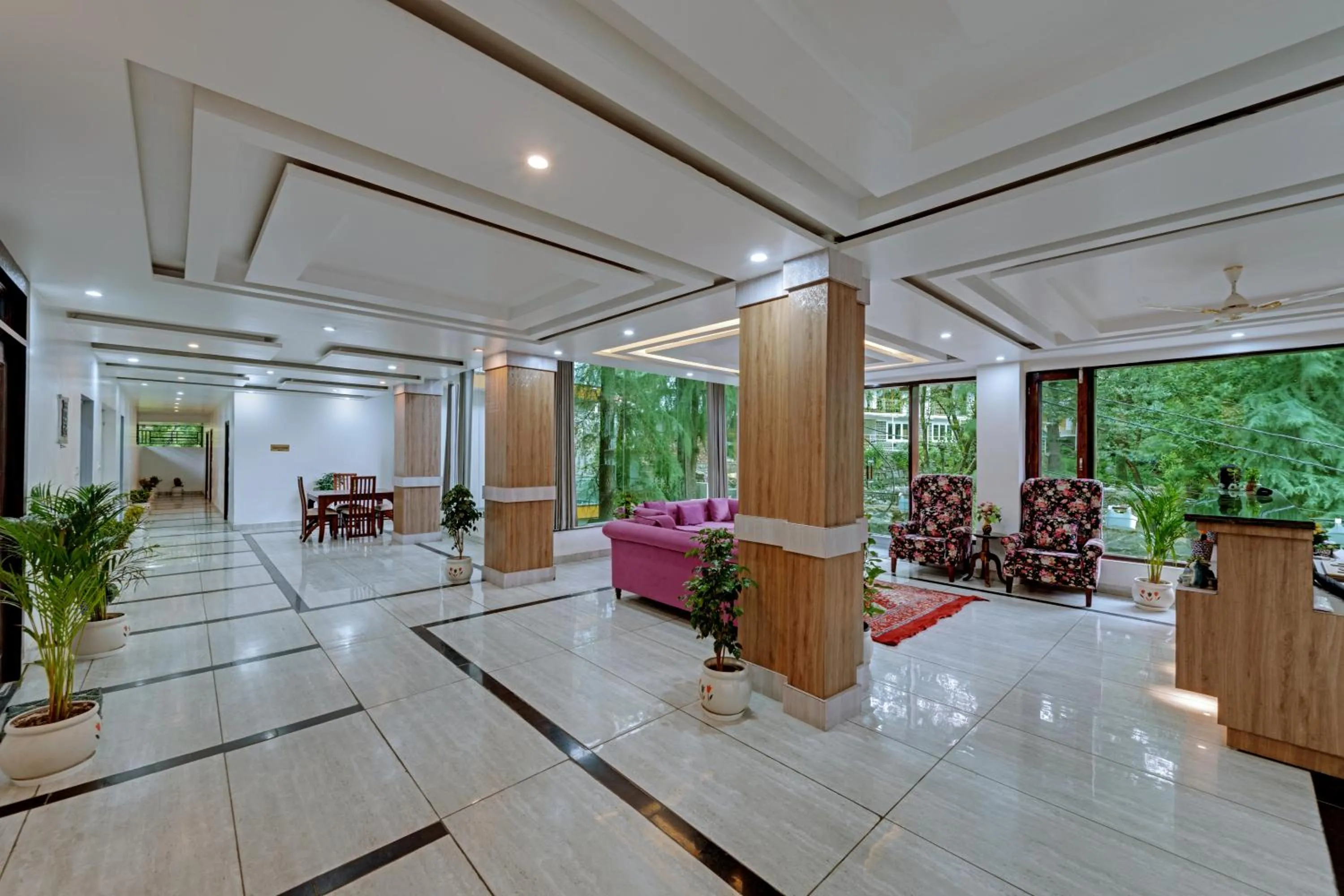 Seating area in Golden Rock, Dharamshala - AM Hotel Kollection