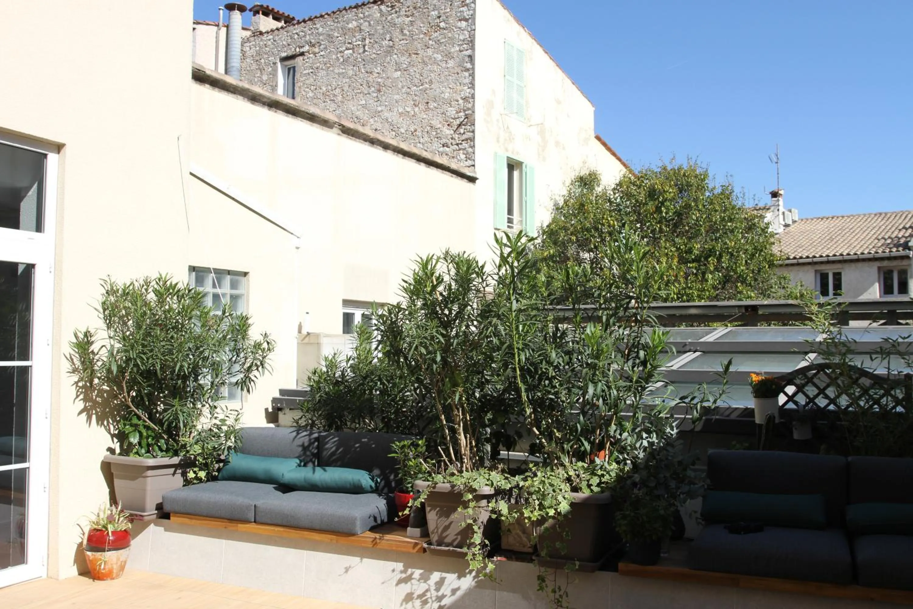 Balcony/Terrace in Irin Hotel