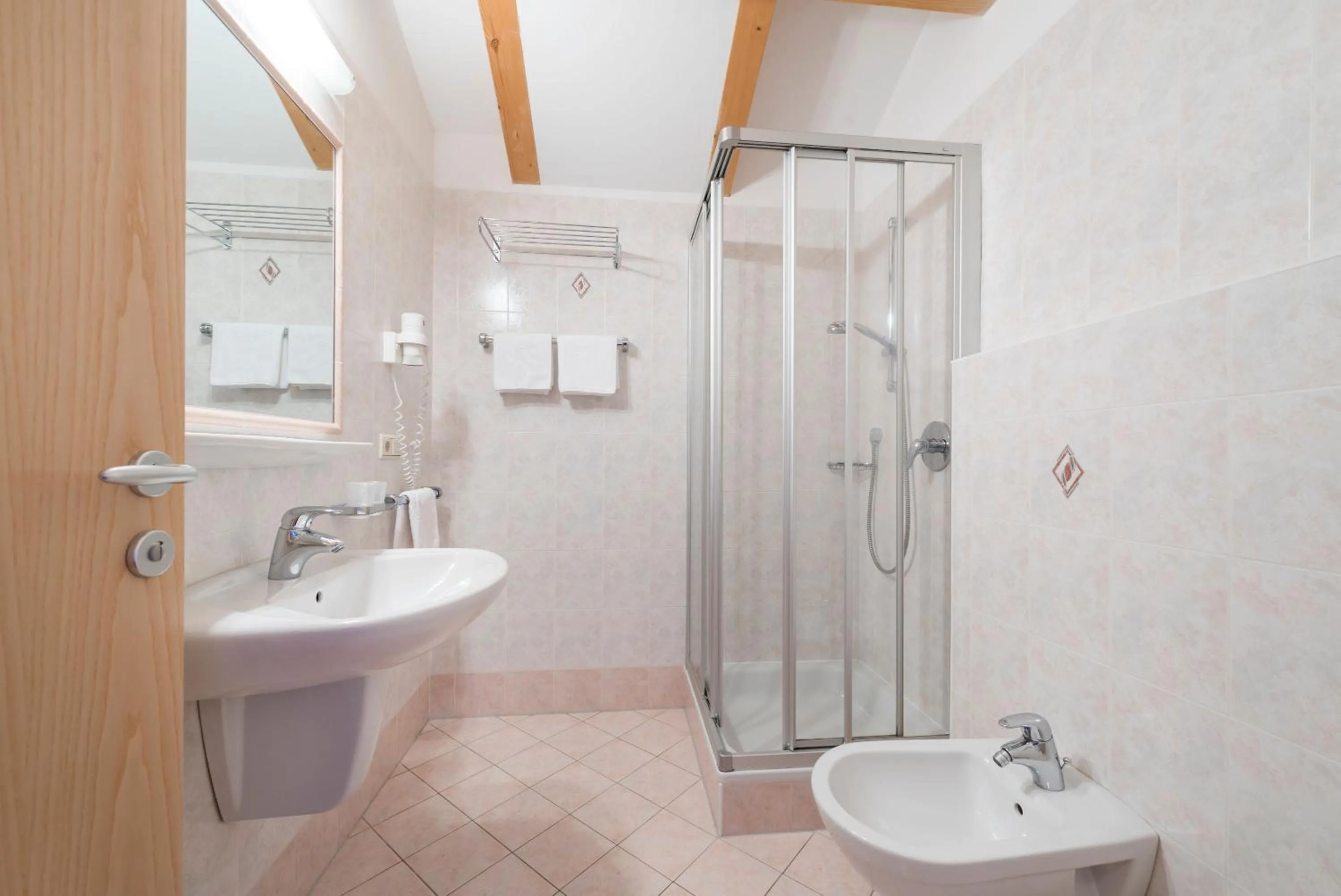 Shower in Hotel Kaserhof