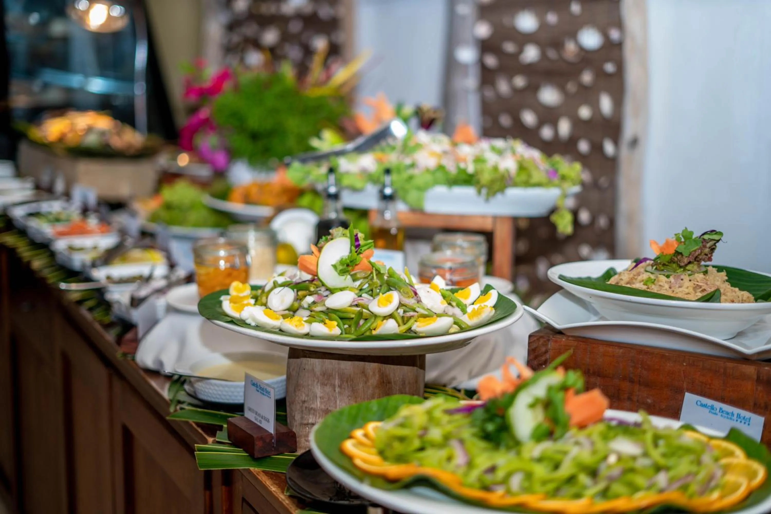 Restaurant/places to eat in Castello Beach Hotel