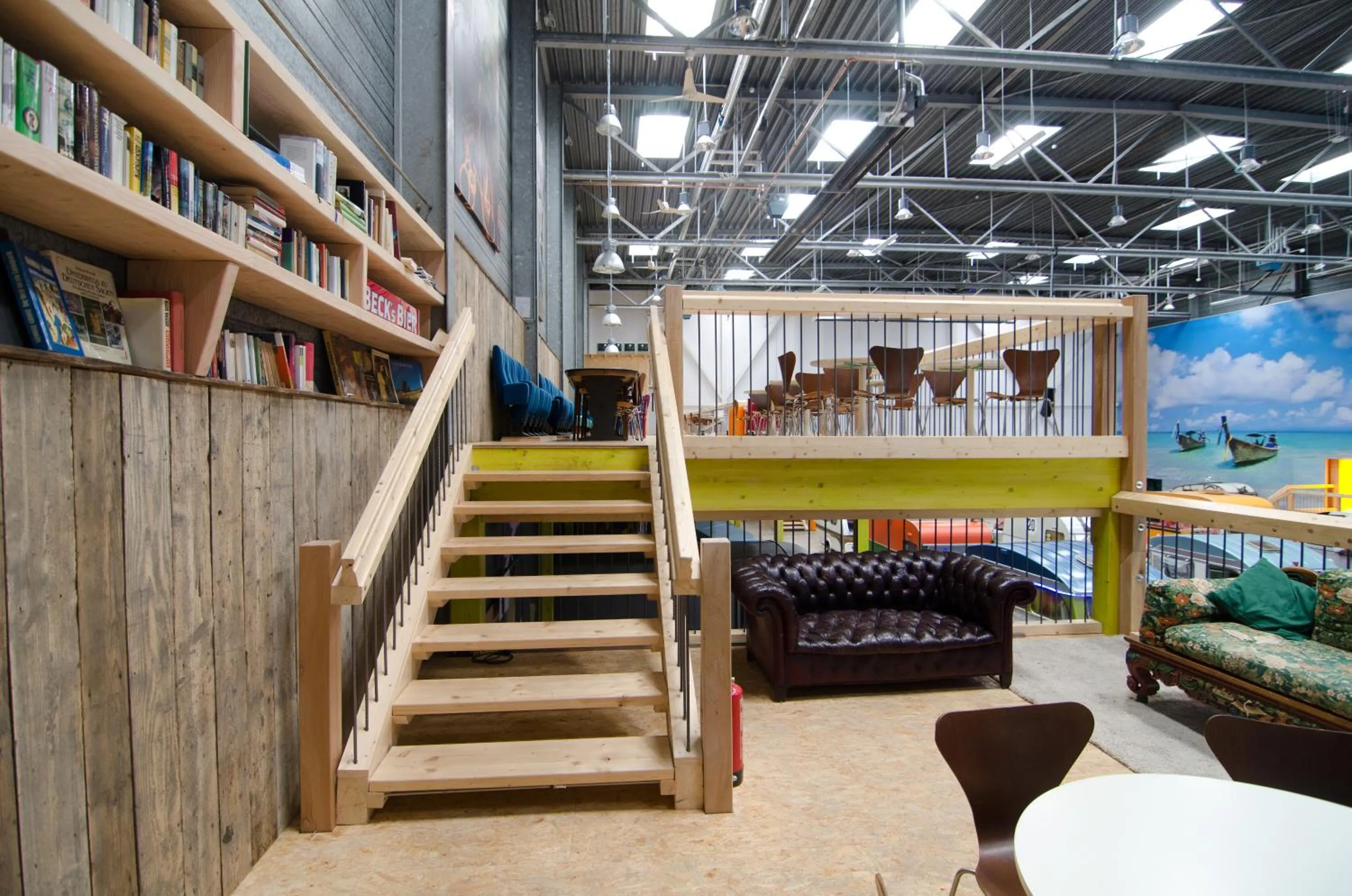 Lounge or bar in BaseCamp Bonn