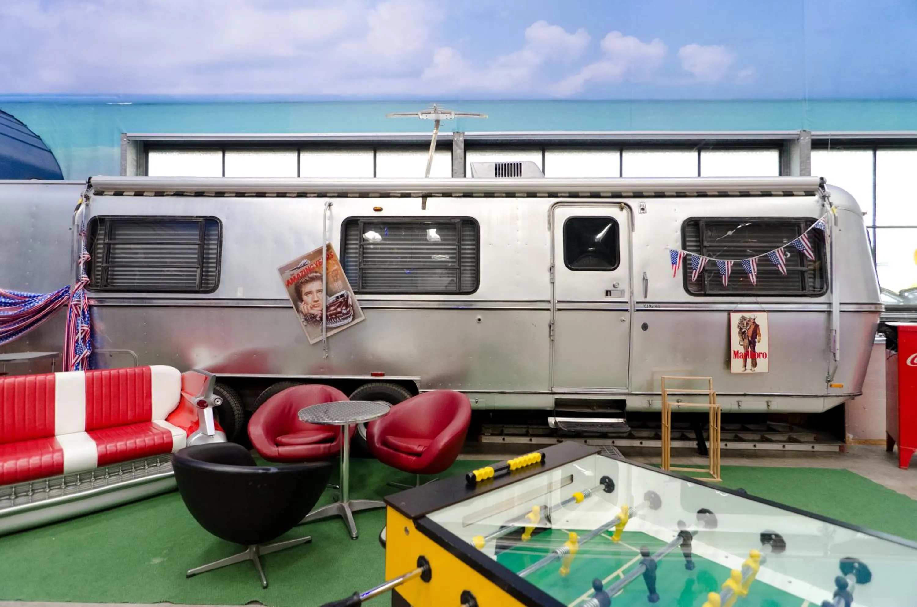 Photo of the whole room in BaseCamp Bonn