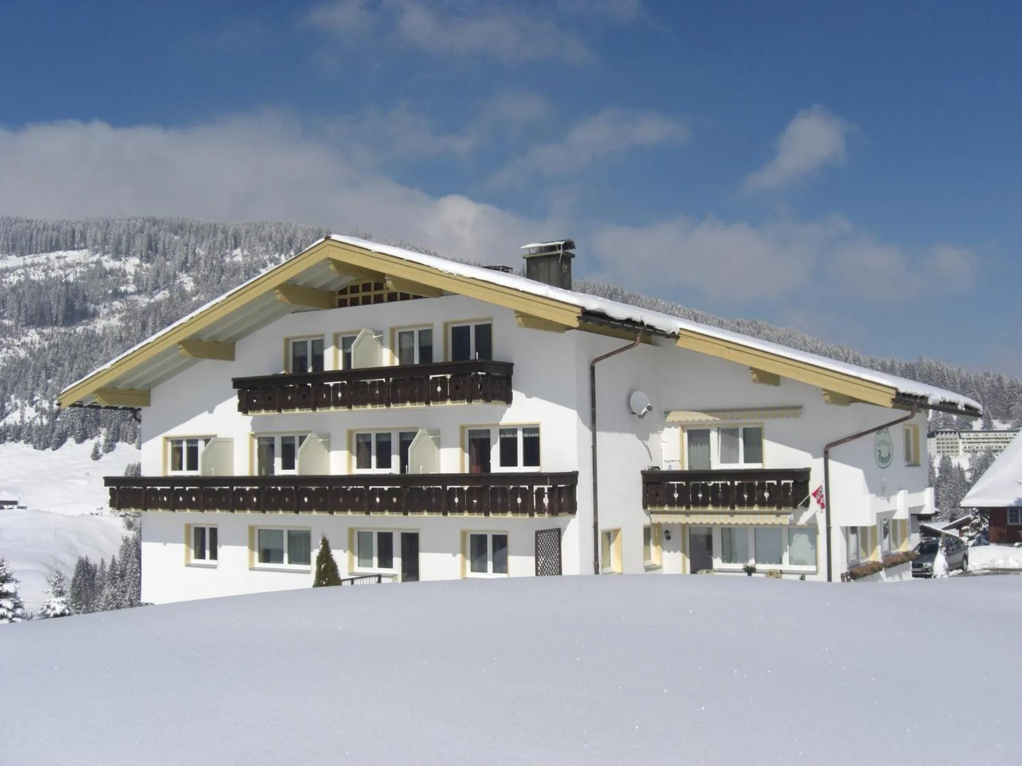 Facade/entrance in Gästehaus Boersch