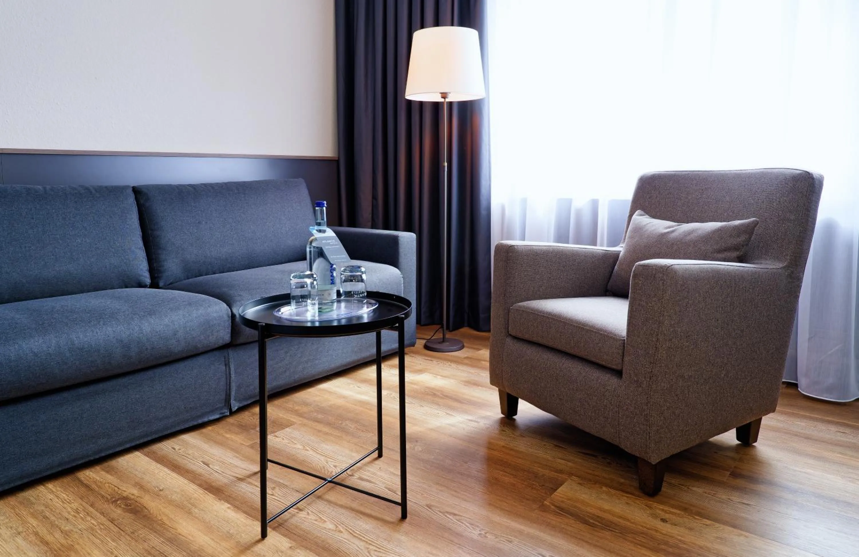 Seating area in ATLANTIC Hotel Landgut Horn