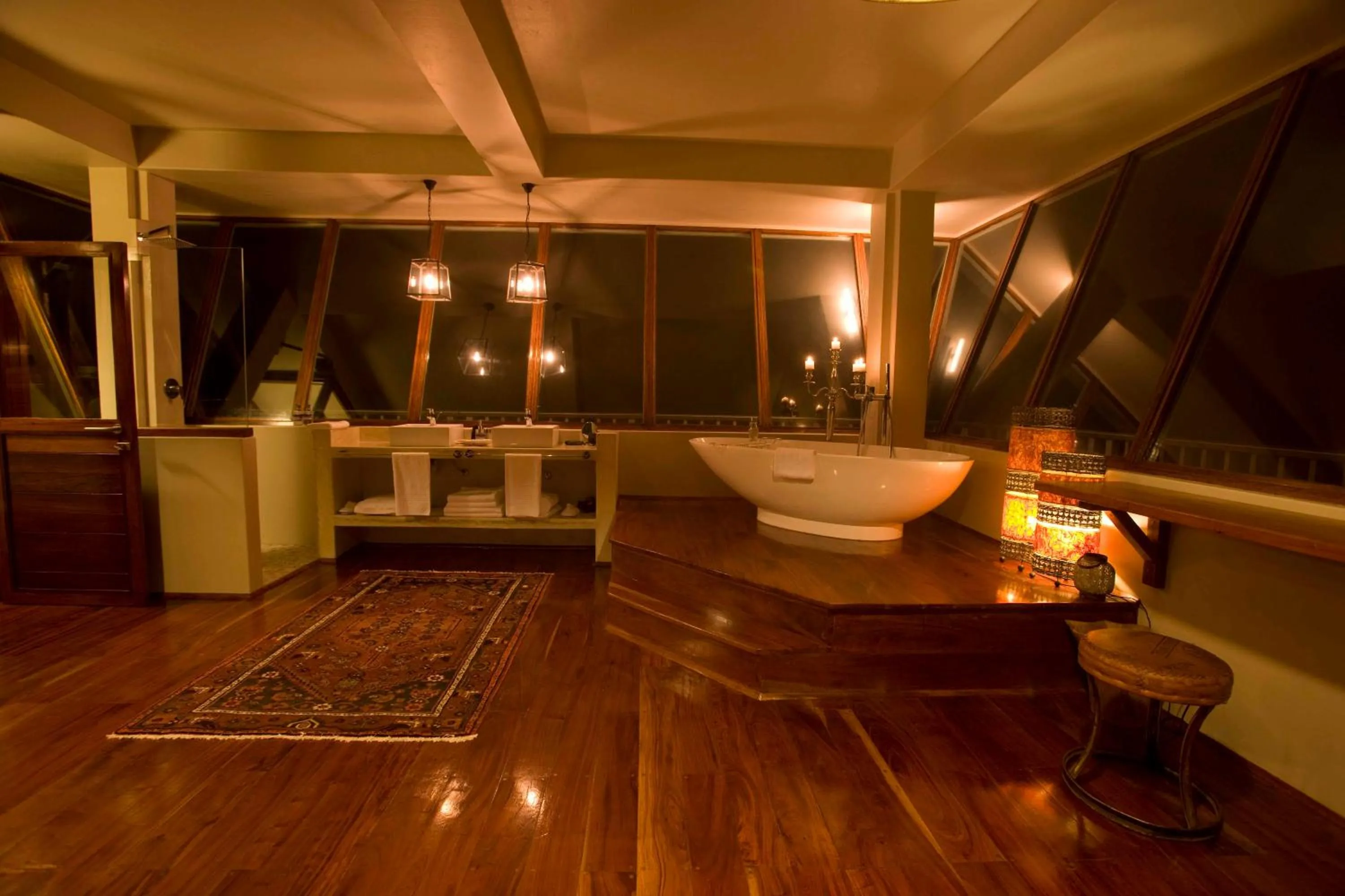 Night in Pelican Point Lodge