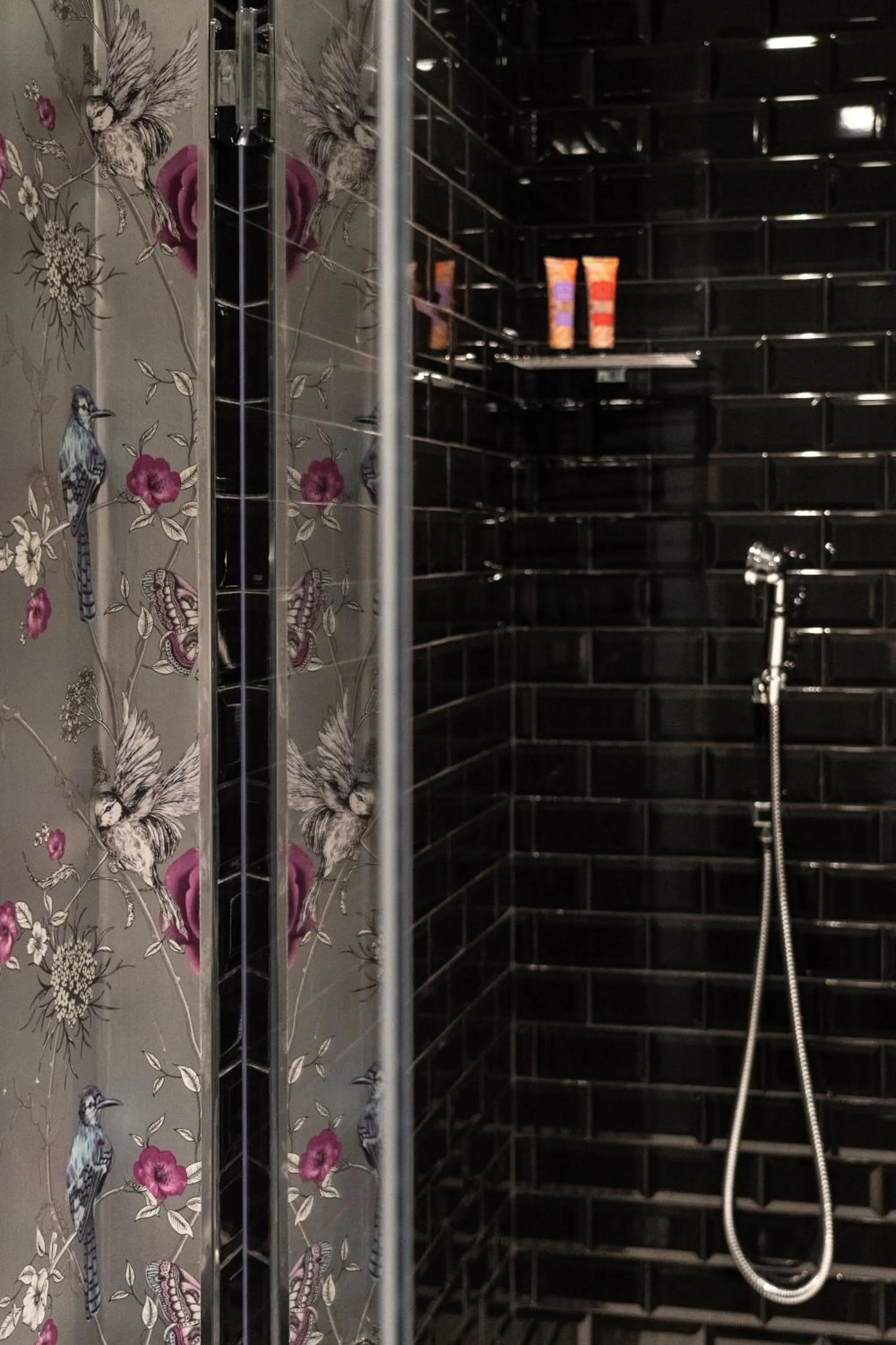 Bathroom in Q92 Noto