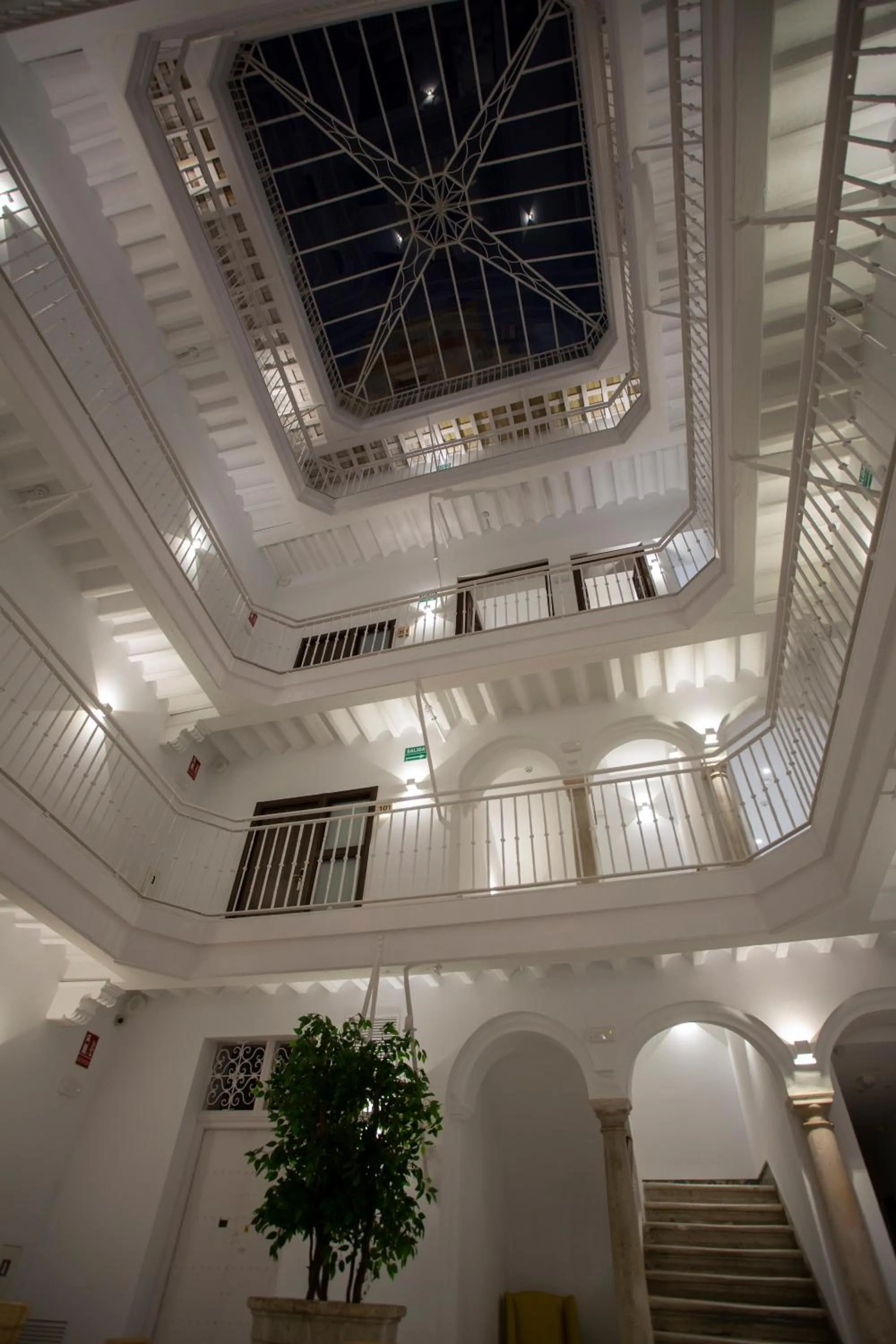 Patio in Casual con Duende Cadiz