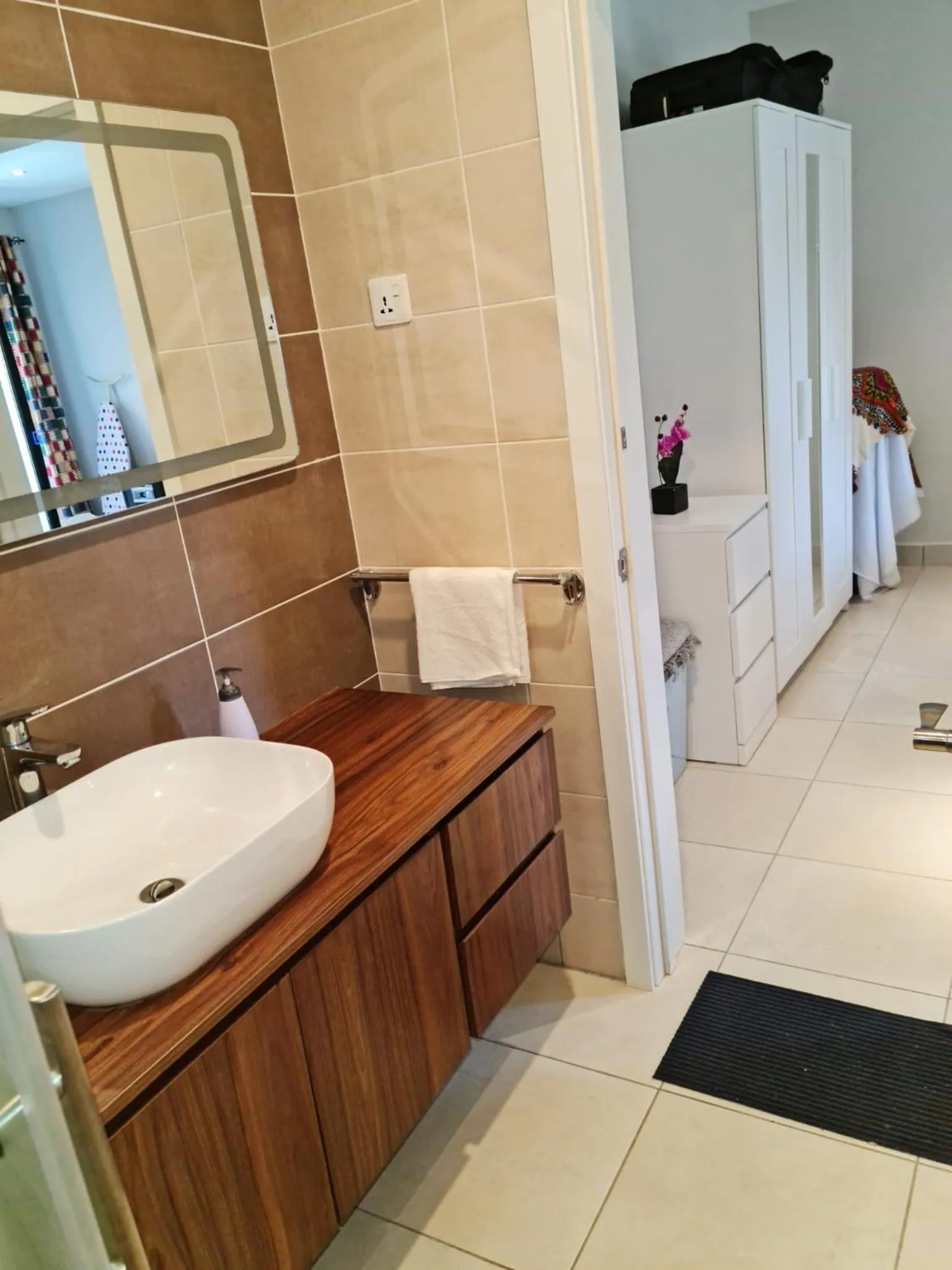 Bathroom in Forest View Apartments