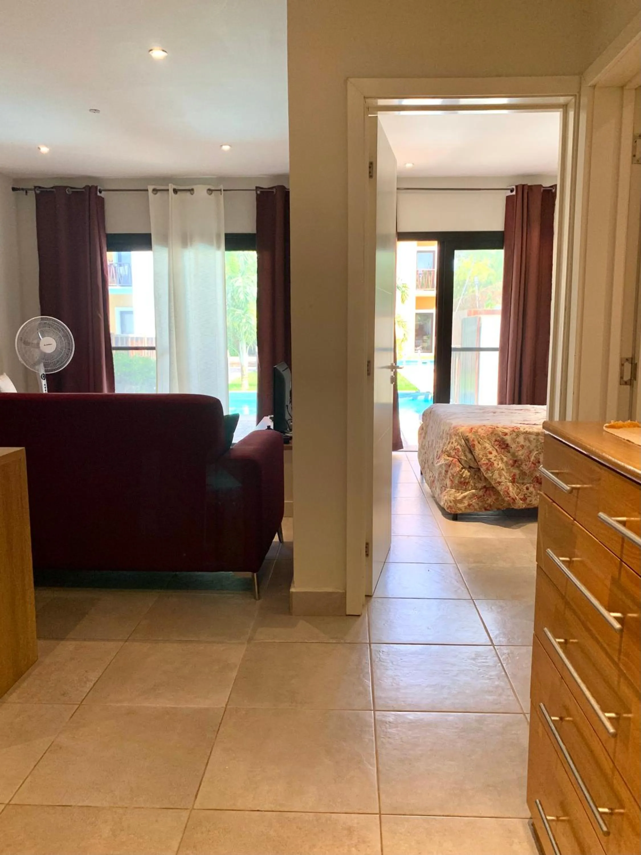 Living room, Bed in Forest View Apartments