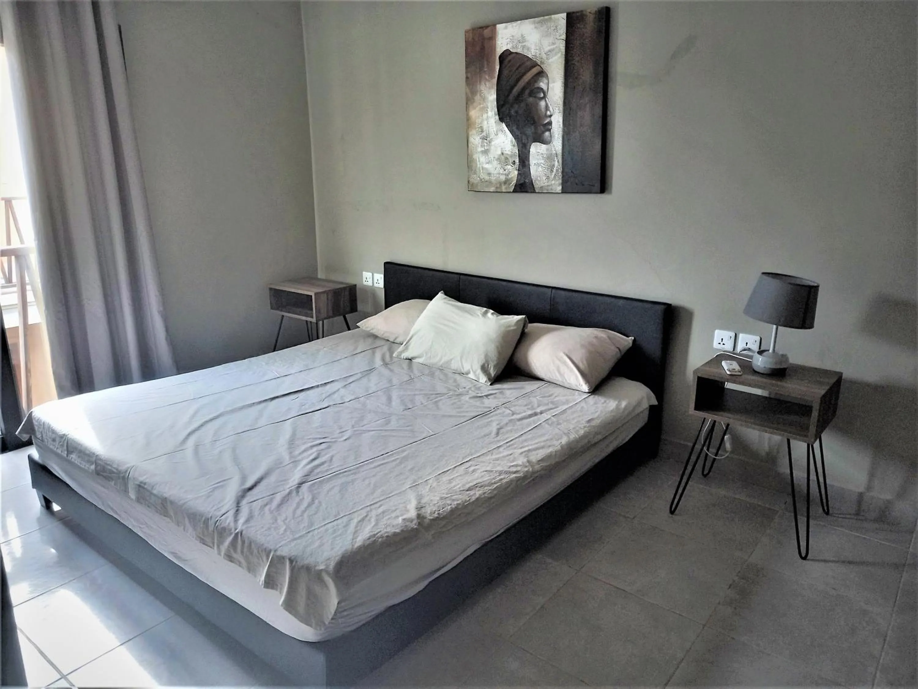 Bed in Forest View Apartments