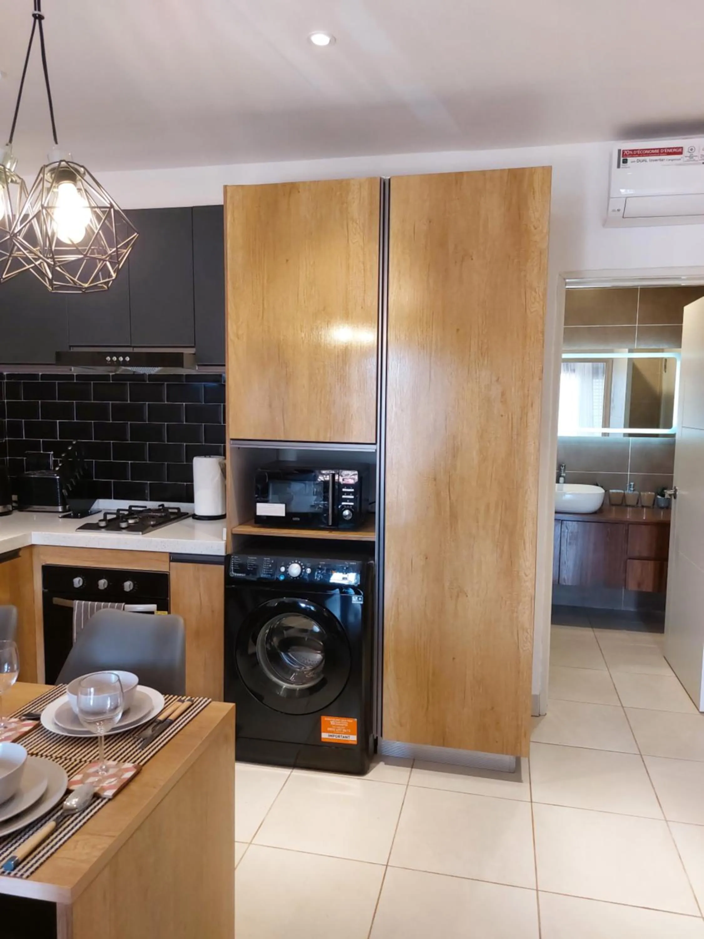 Kitchen or kitchenette in Forest View Apartments