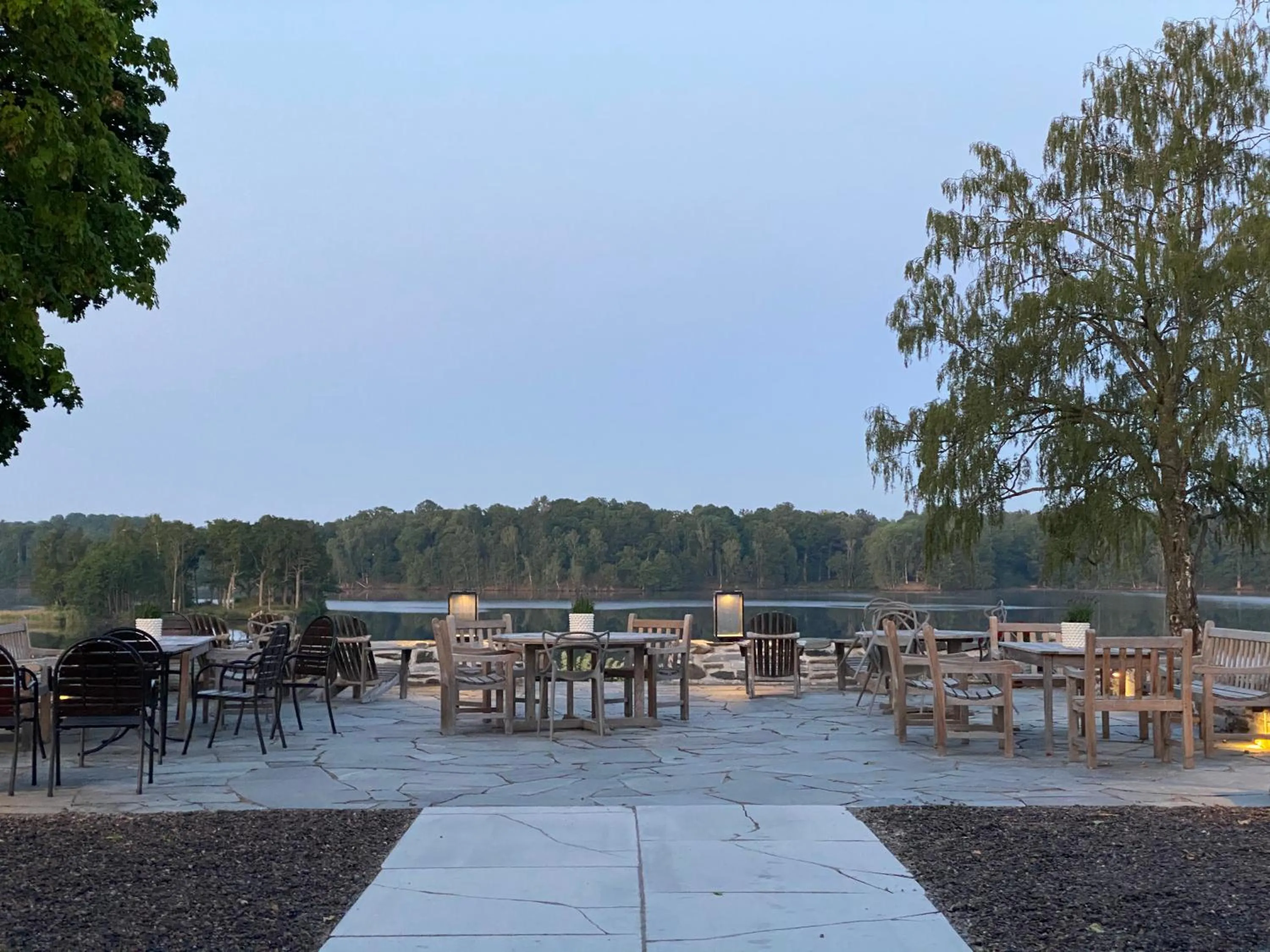 Restaurant/places to eat in Villa Baro