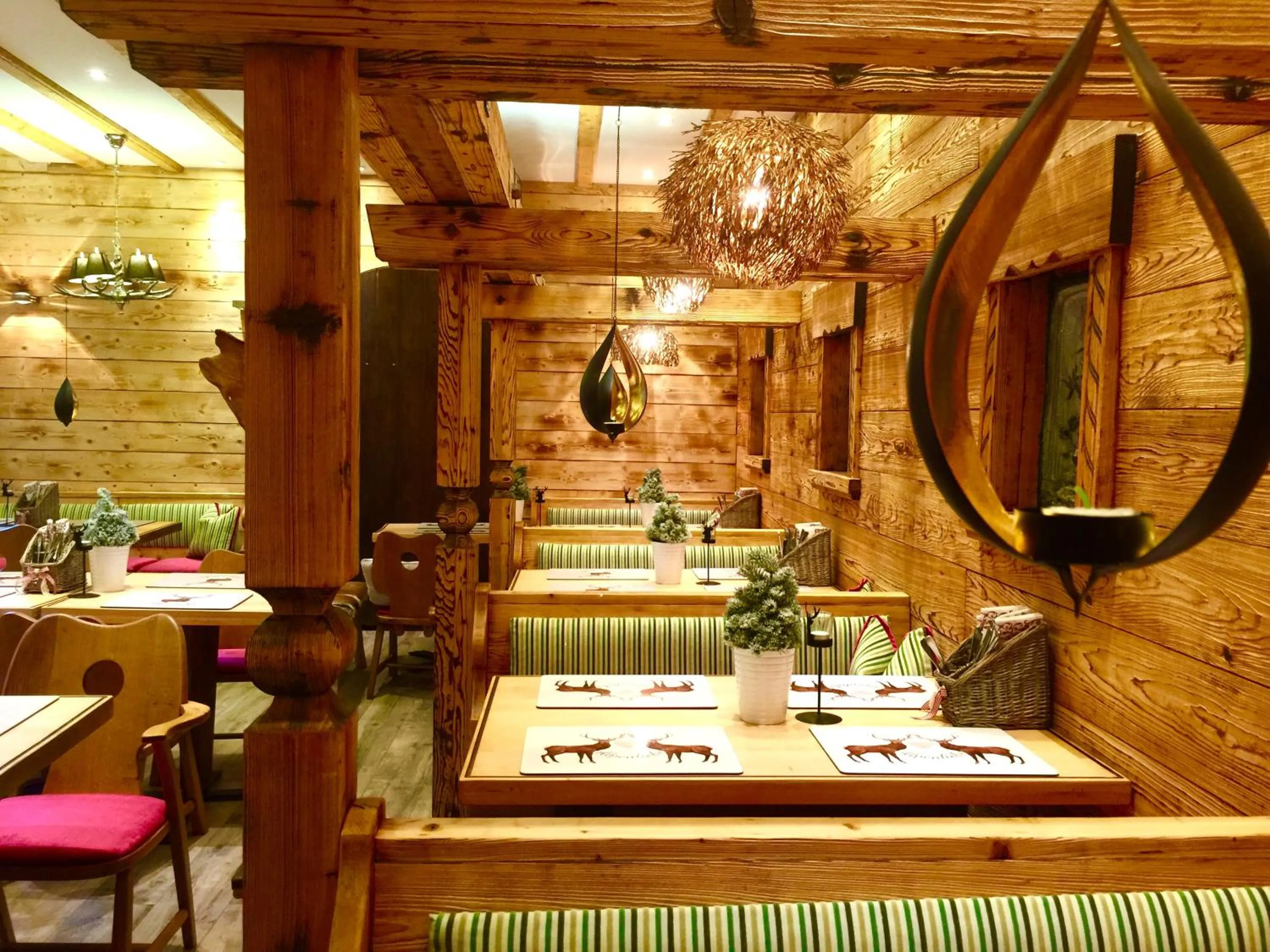 Restaurant/places to eat in Seehotel Schlierseer Hof