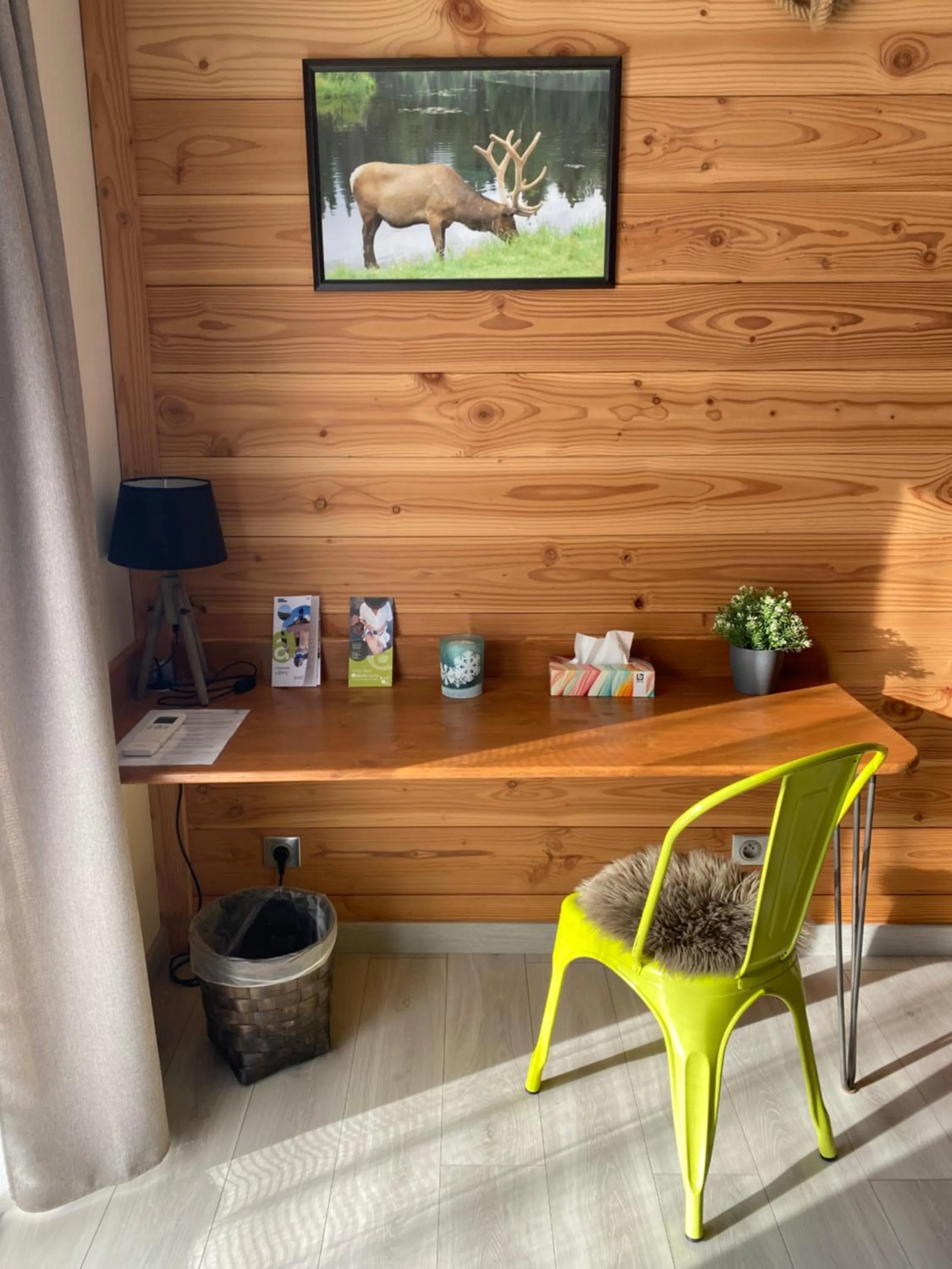 Seating area in Au Petit Pressoir