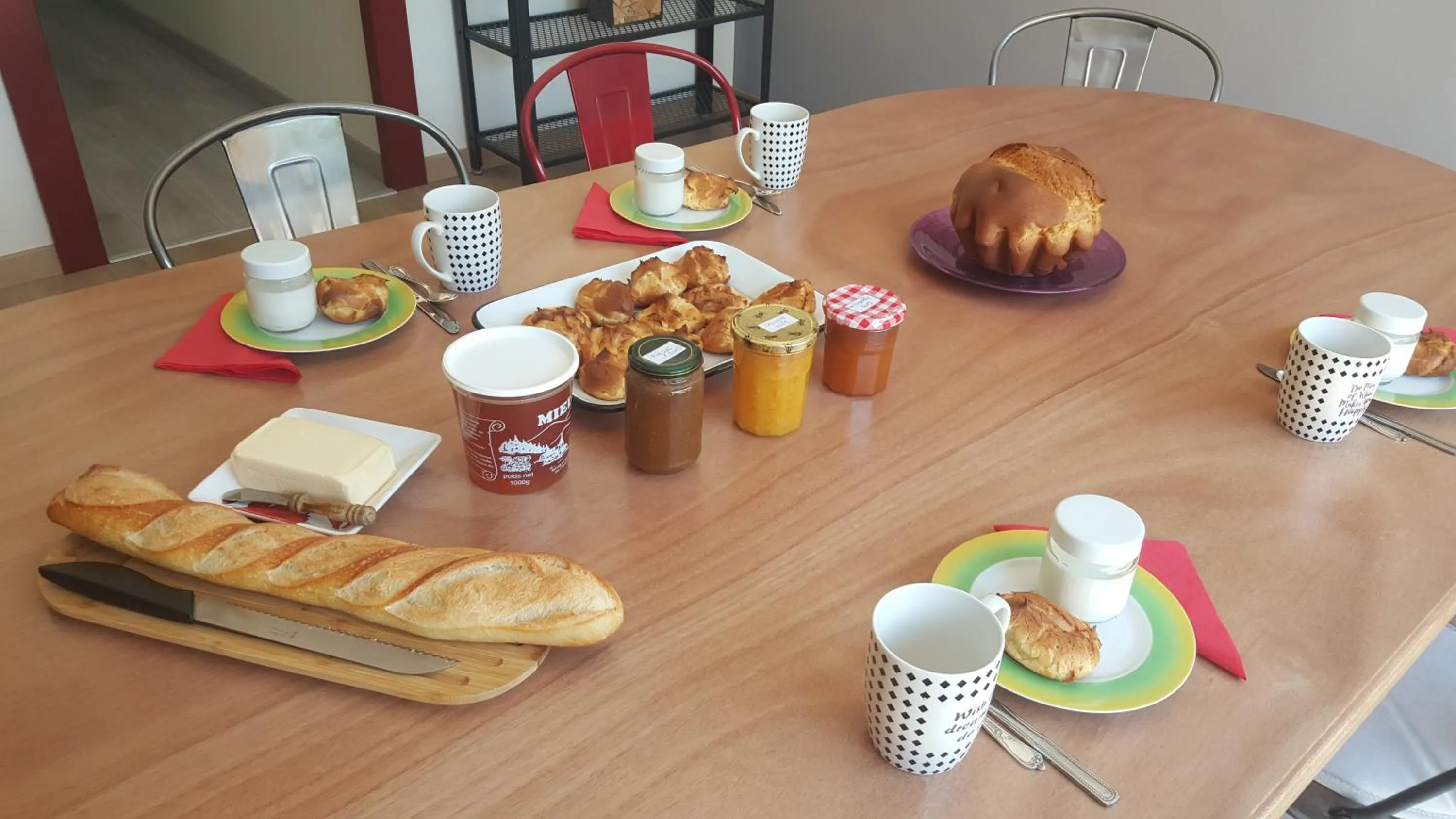 Breakfast in Au Petit Pressoir