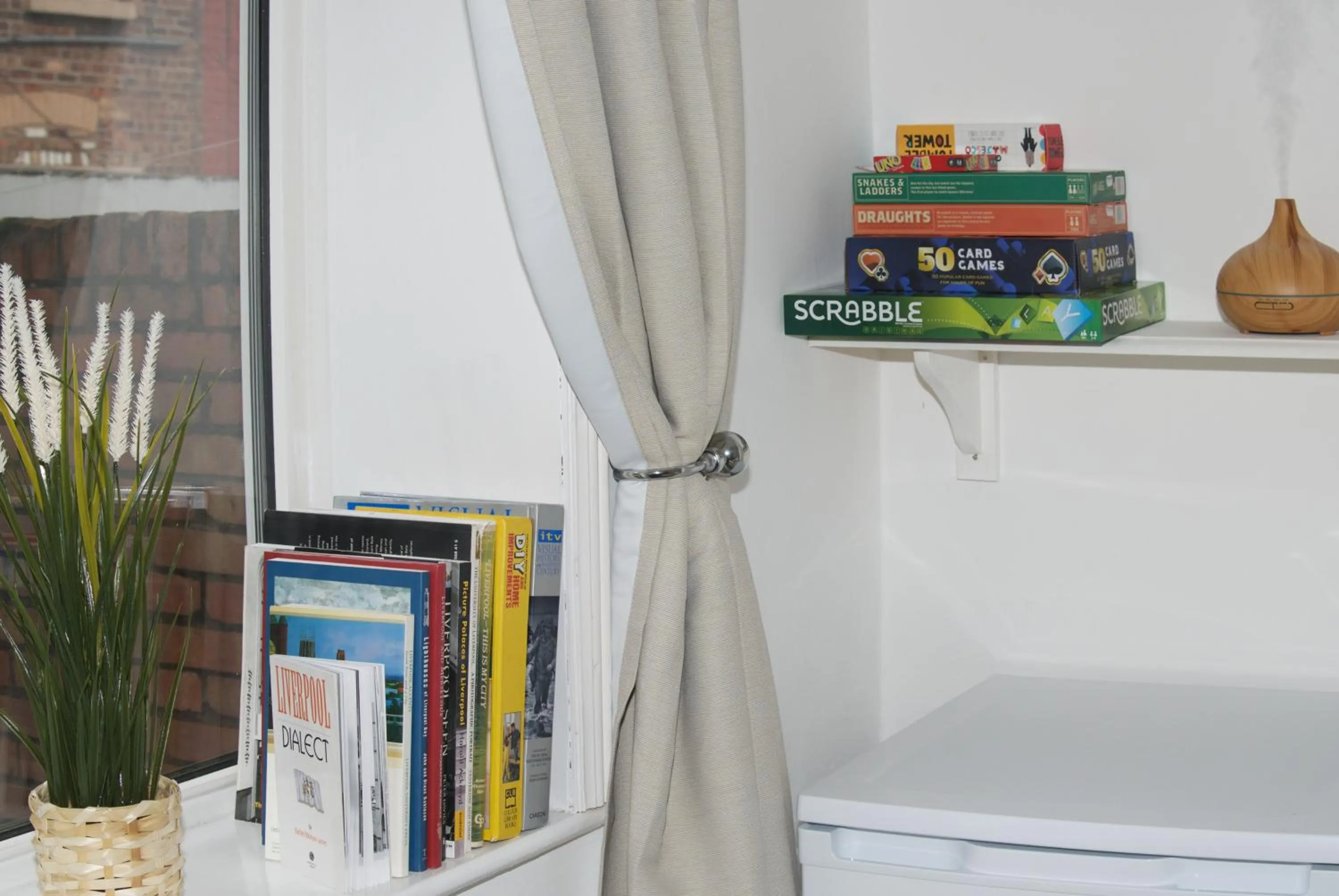 Living room in Liverpool City Stays - Economy Room Close to city centre GG