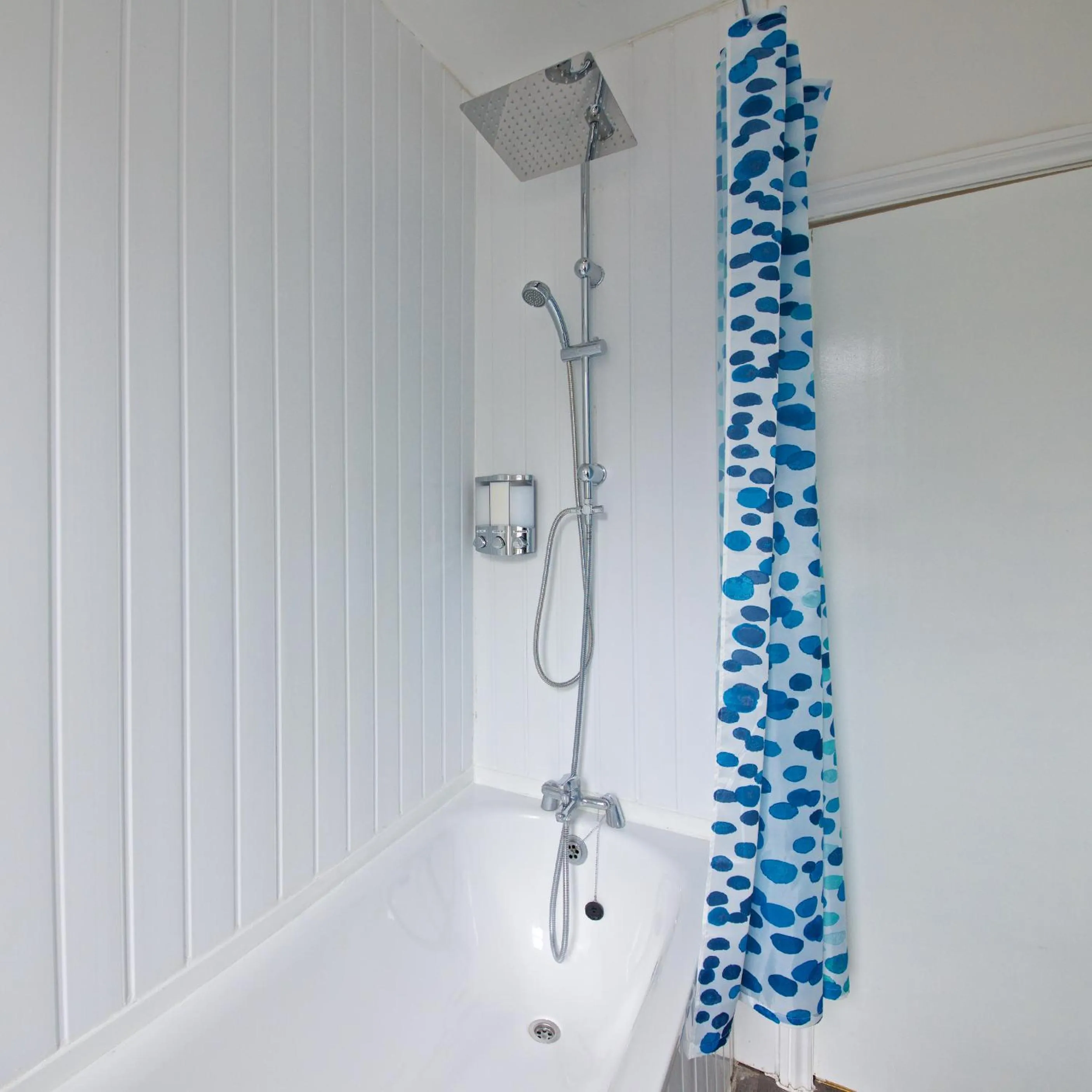 Bathroom in Liverpool City Stays - Economy Room Close to city centre GG