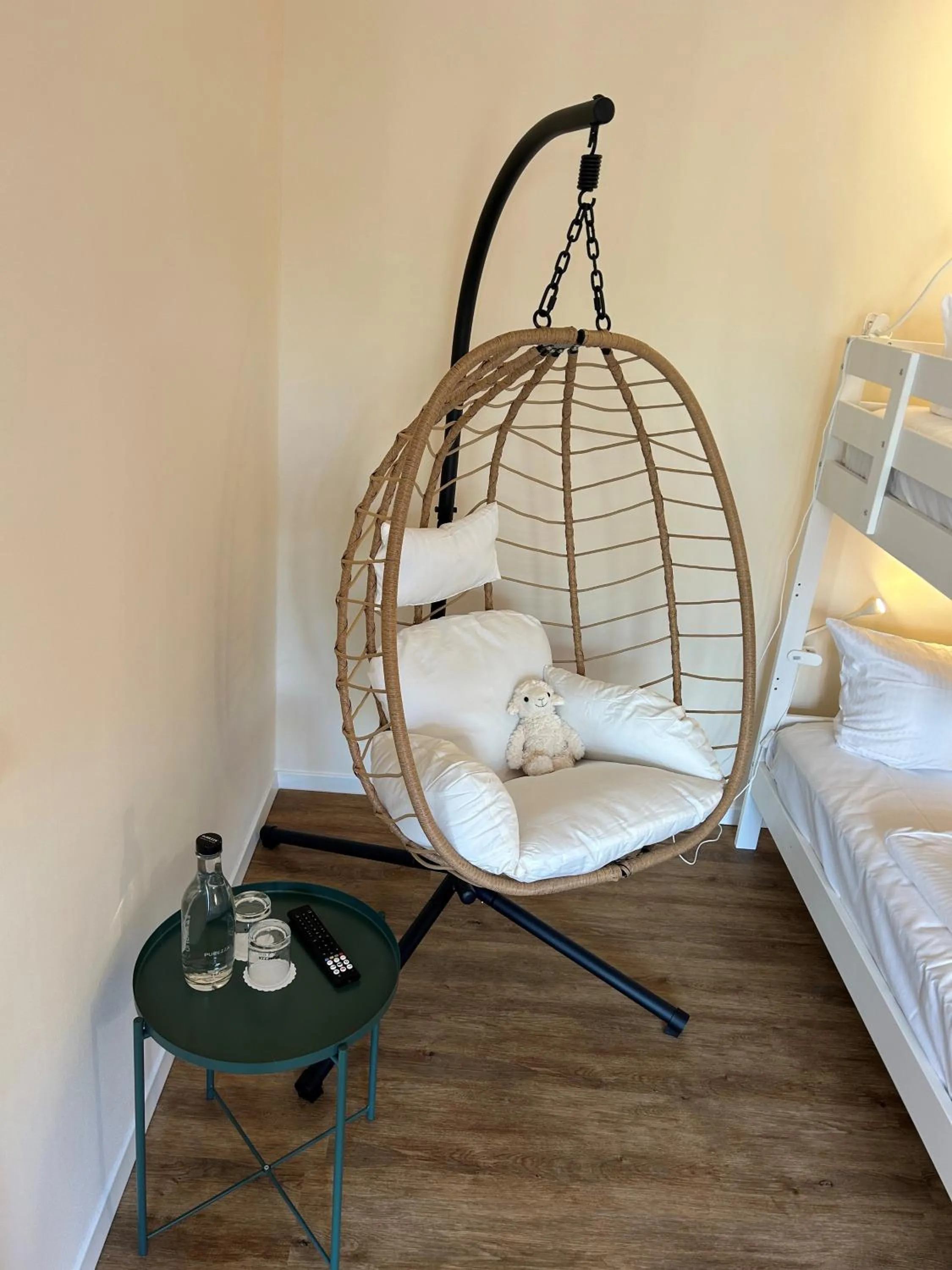 Photo of the whole room, Bed in Heide Hotel Reinstorf