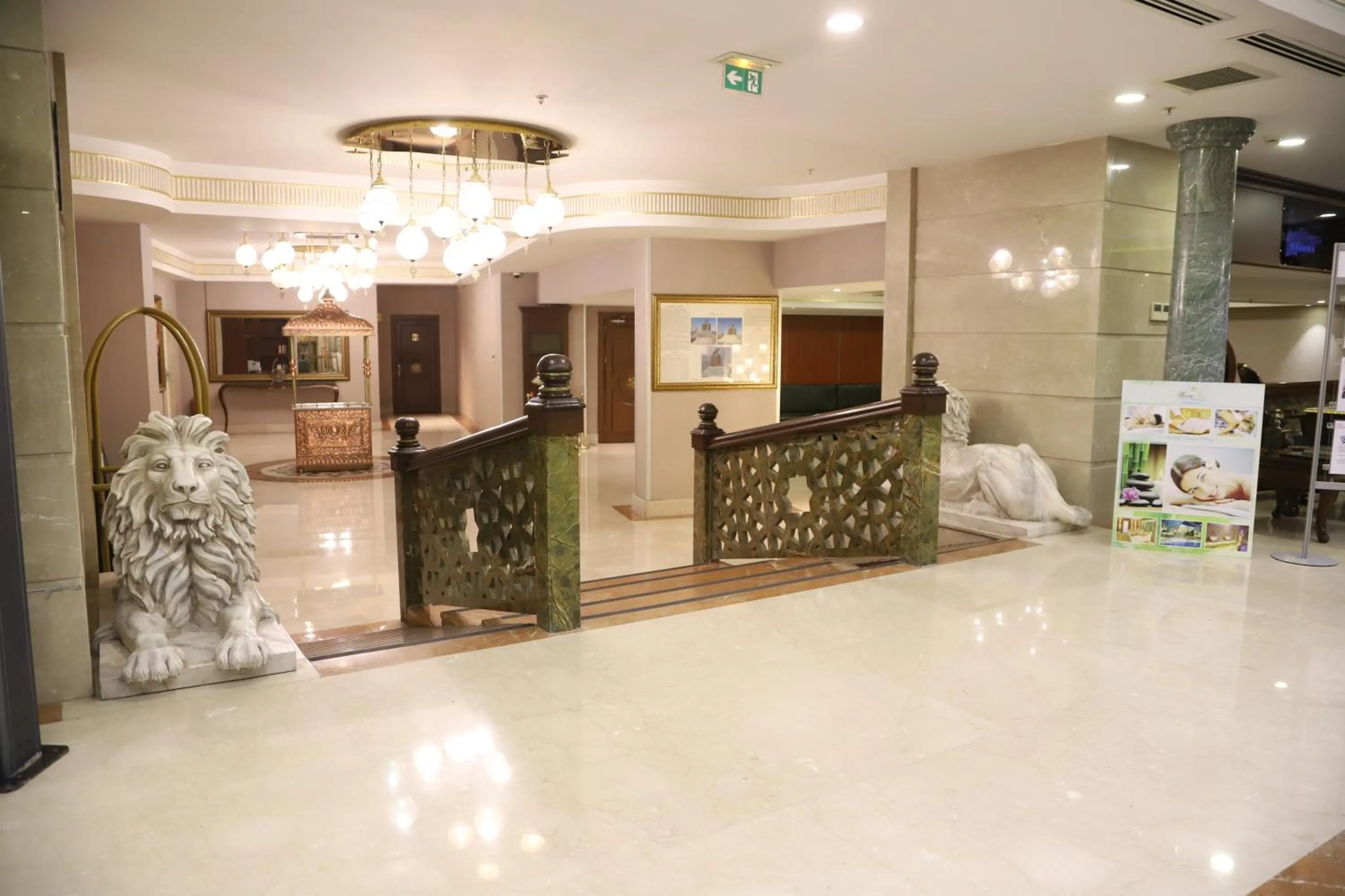 Lobby or reception in Hurry Inn Merter Istanbul