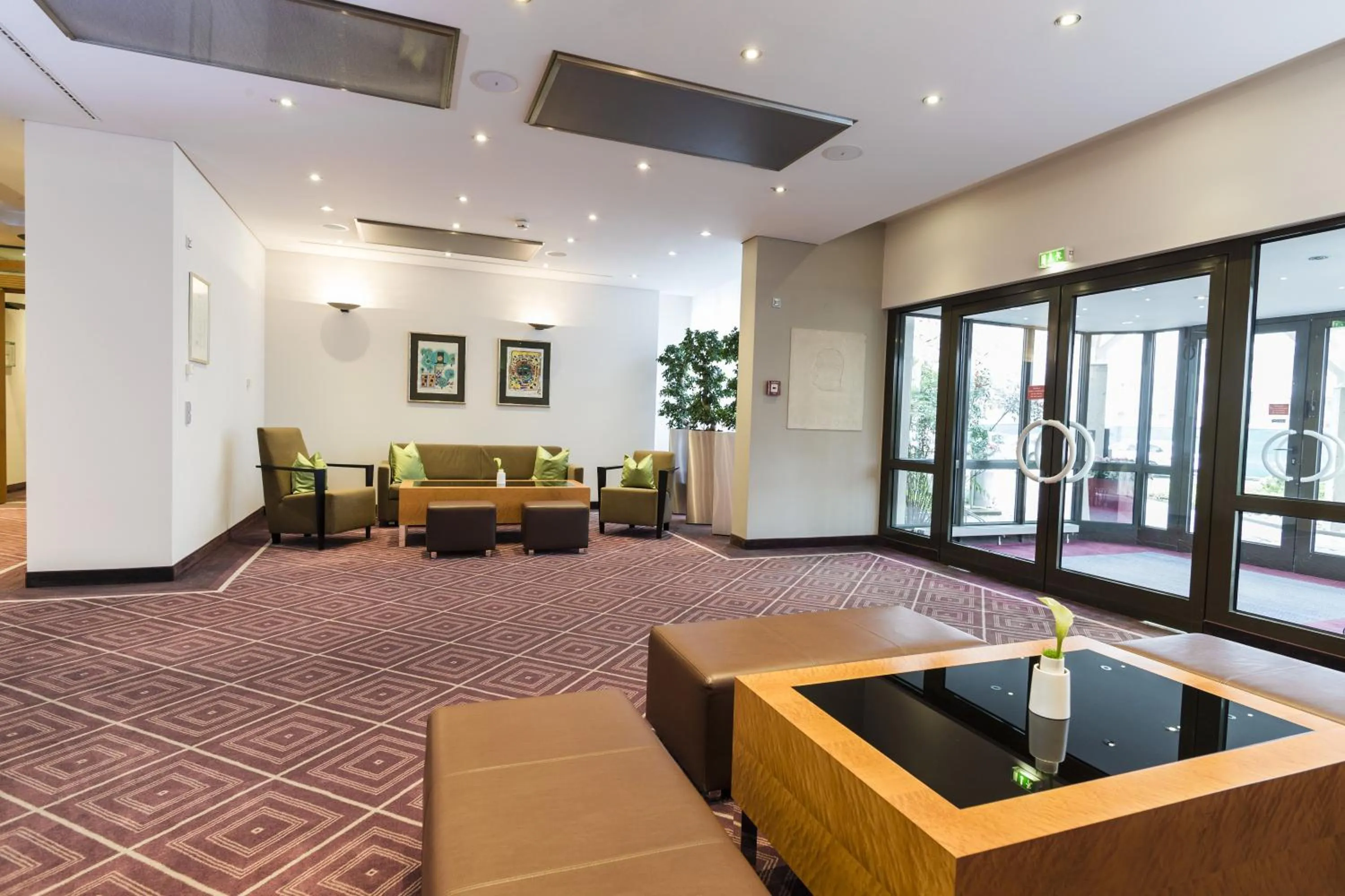 Communal lounge/ TV room in René Bohn