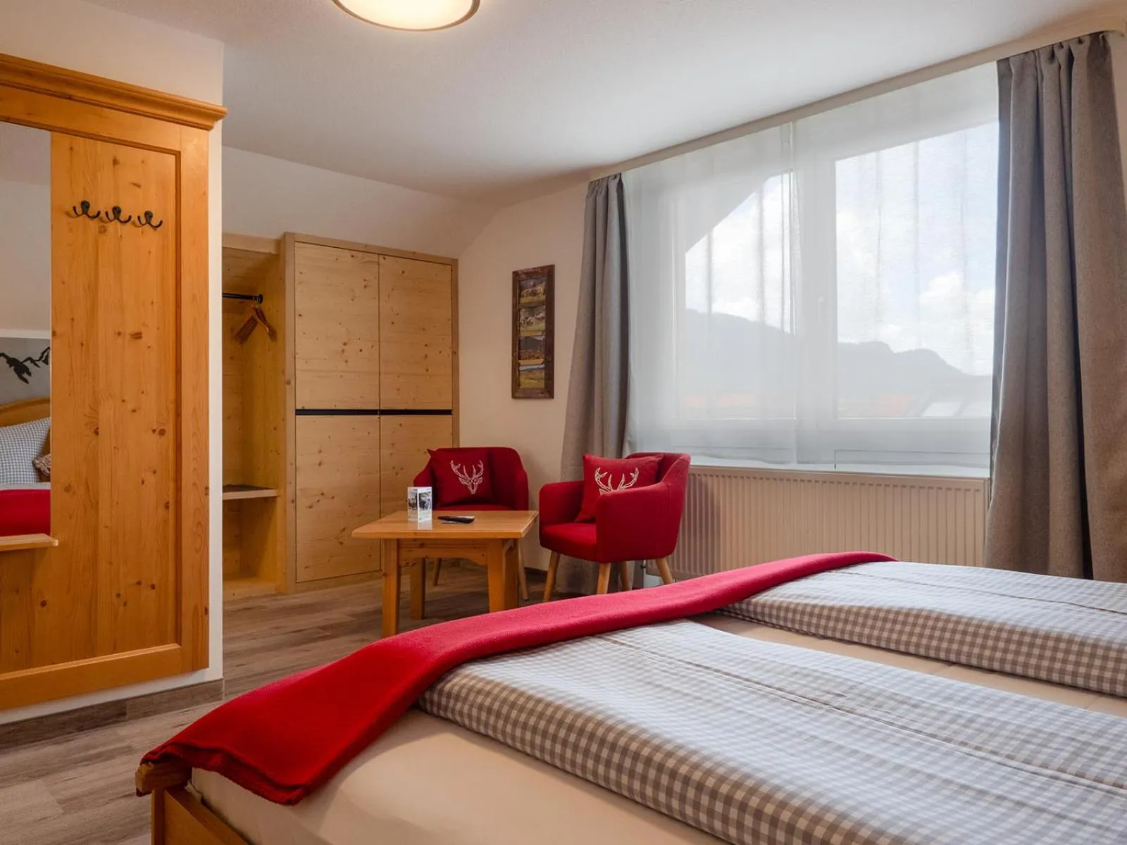 Photo of the whole room, Bed in Hotel-Garni Kalkbrennerhof