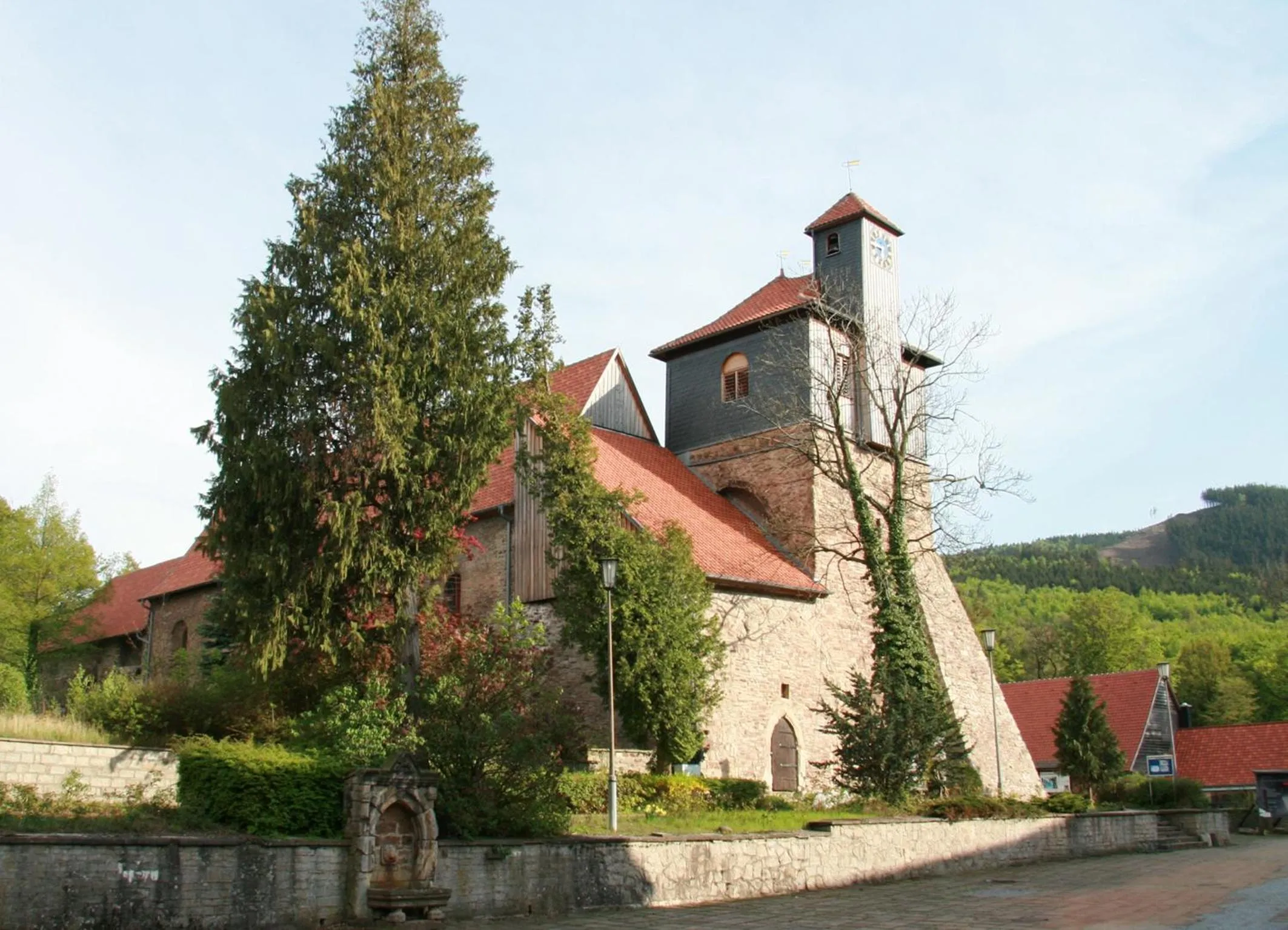 Day in Kurpark Flair Hotel Im Ilsetal