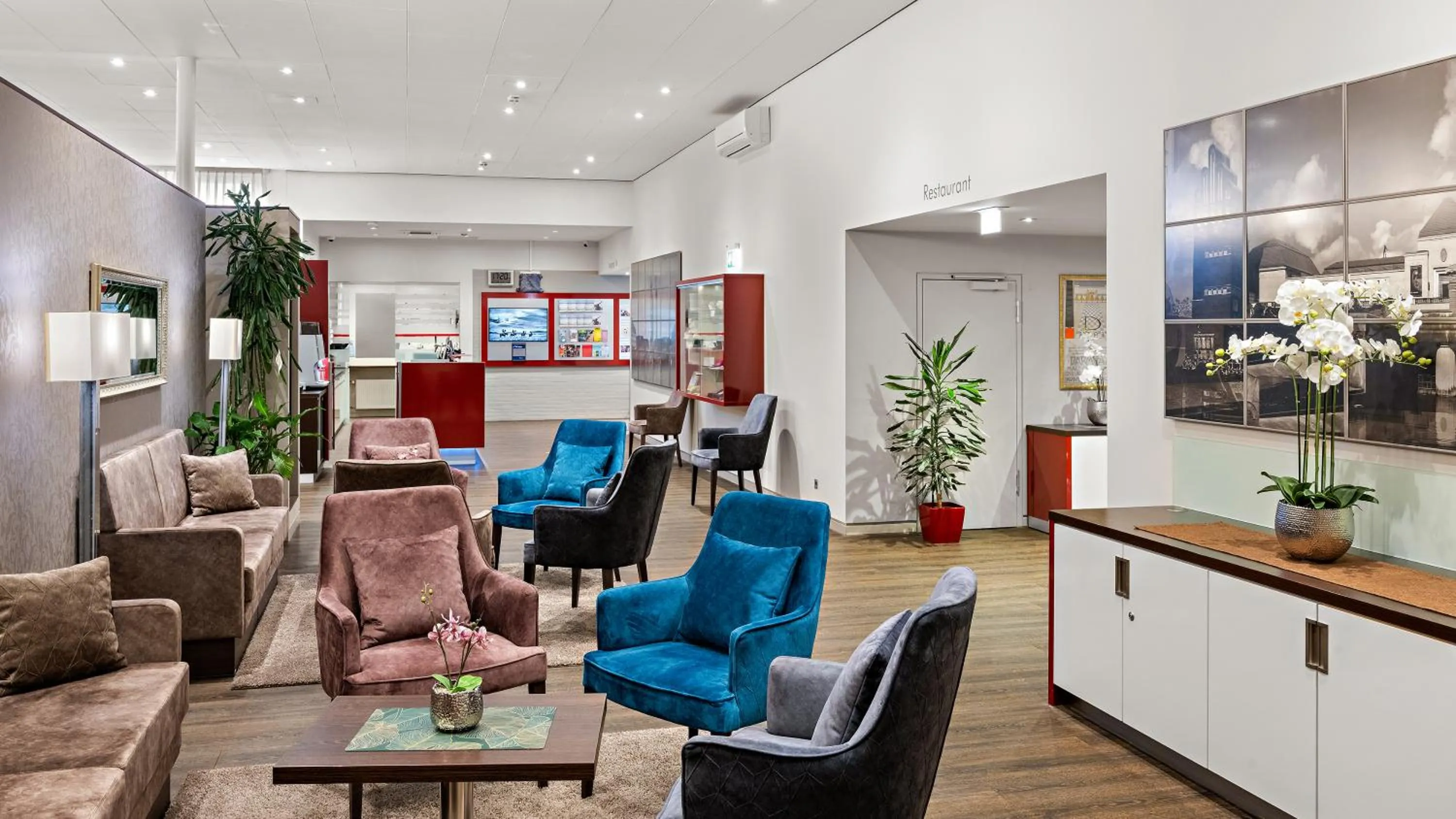 Lobby or reception in Best Western Hotel Darmstadt Mitte