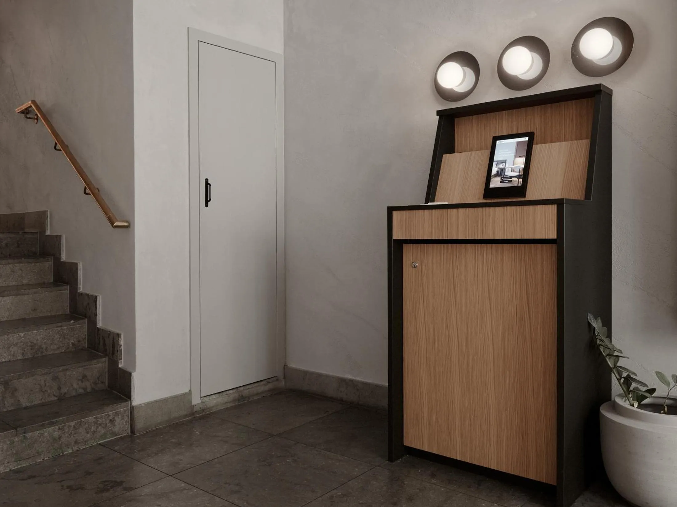 Lobby or reception in Bob W Munich Old Town