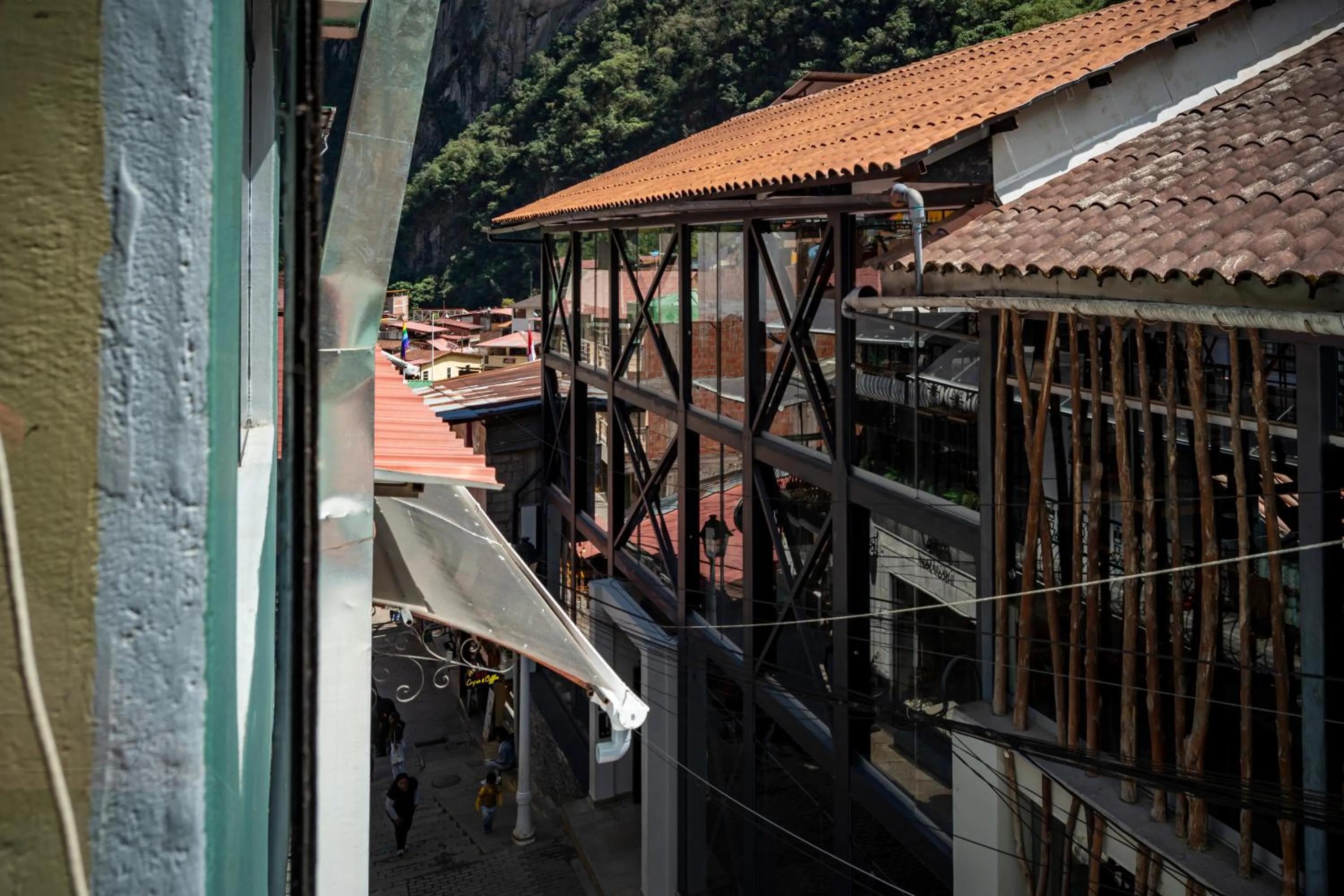 Day in Don Feli House