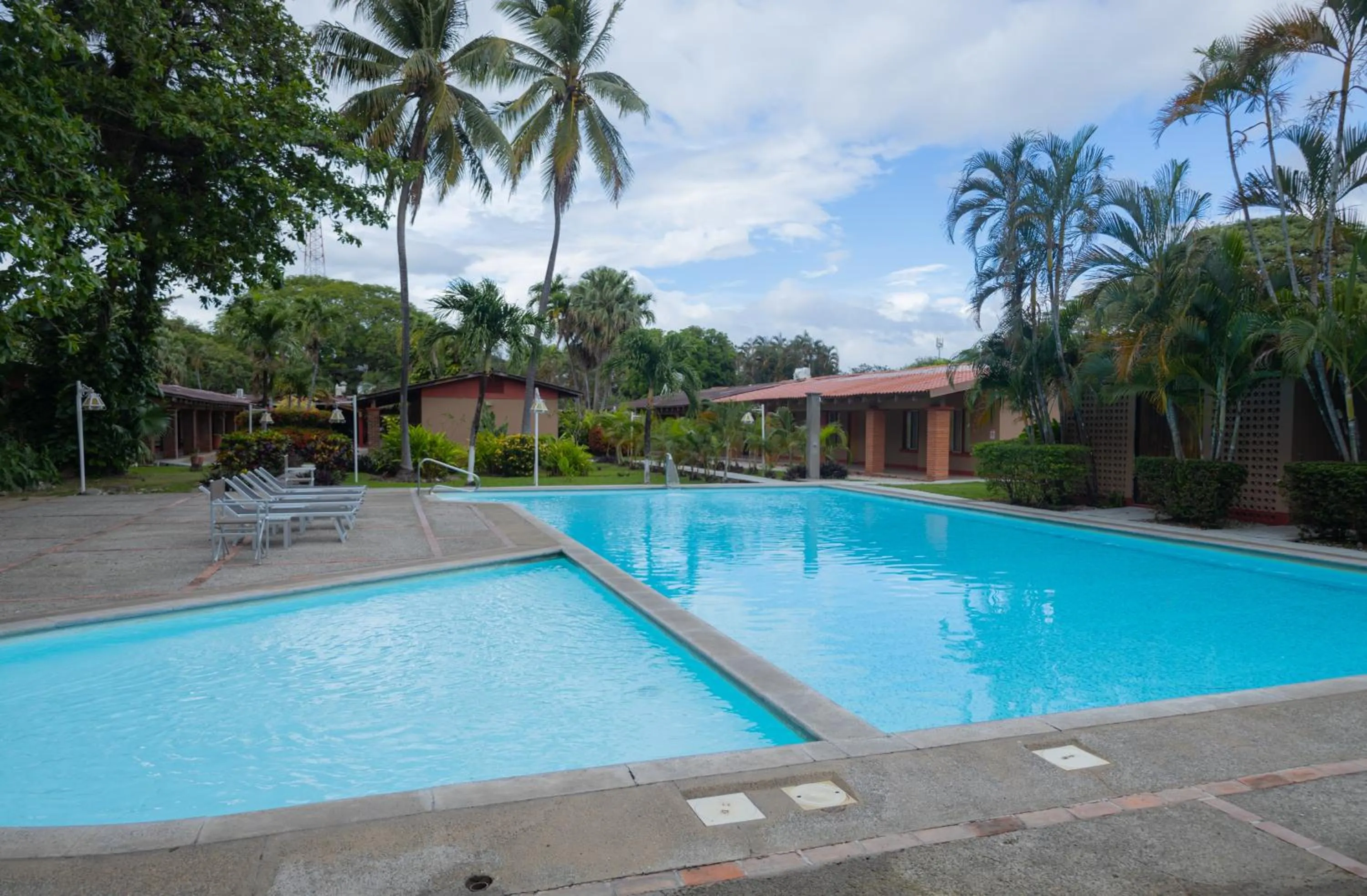 Garden in Hotel Las Espuelas, Bar & Restaurant