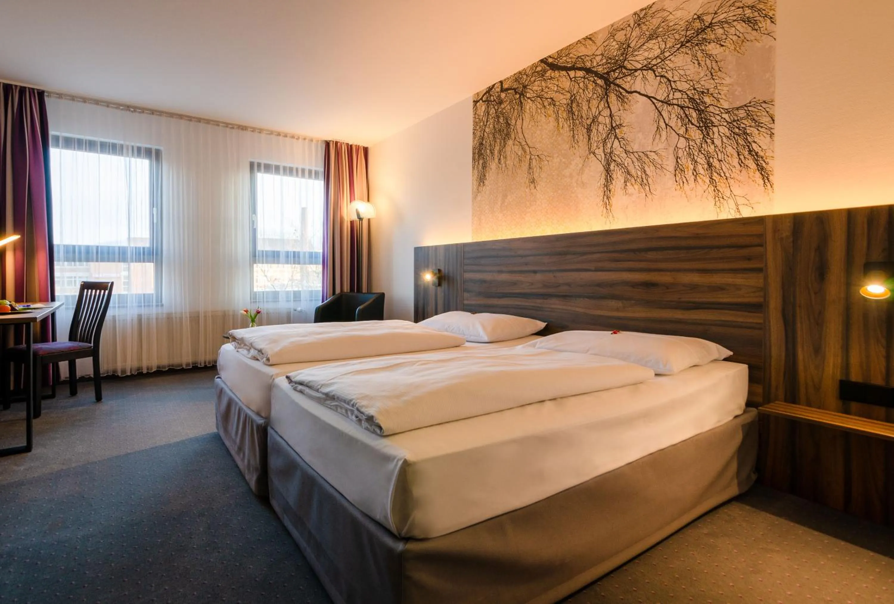 Photo of the whole room, Bed in City Hotel Fortuna Reutlingen