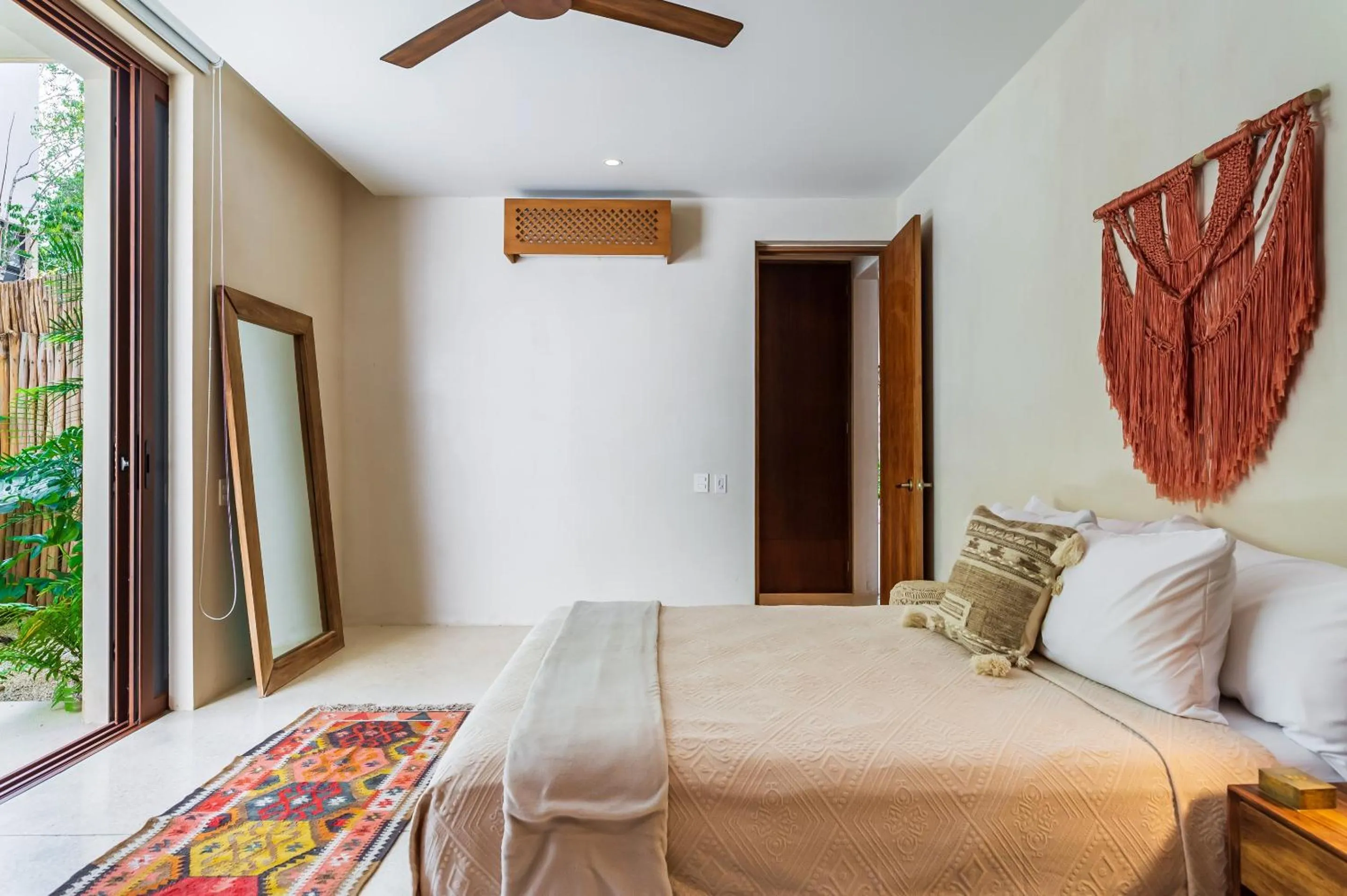 Bedroom, Bed in Casa Wahh