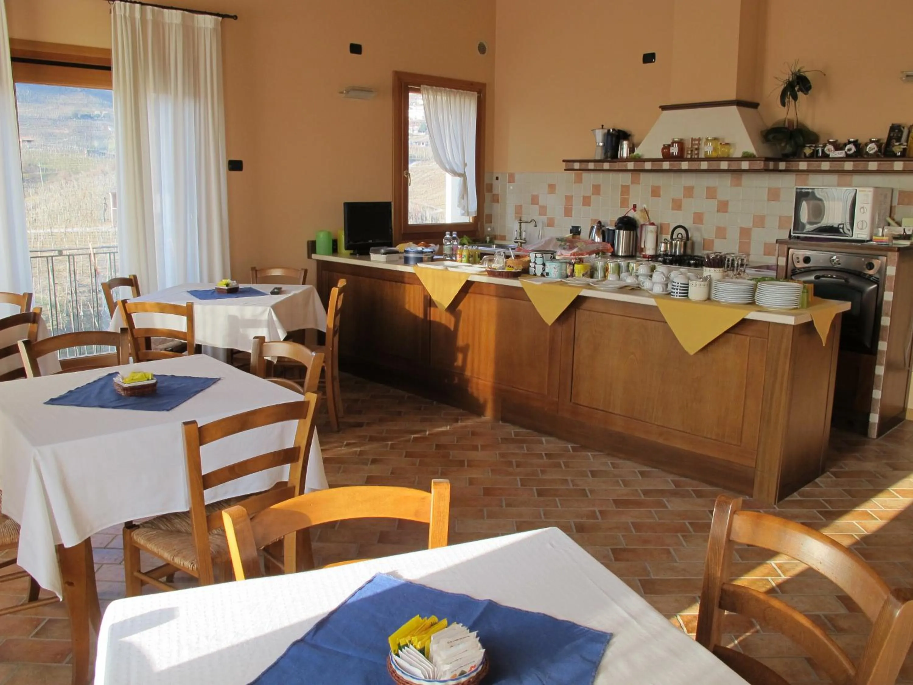 Communal lounge/ TV room in La Casa Vecchia