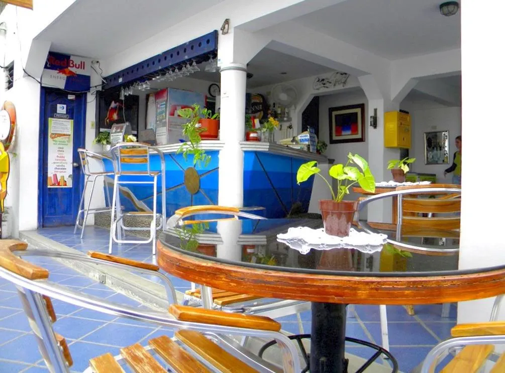 Restaurant/places to eat in Hotel Cocos