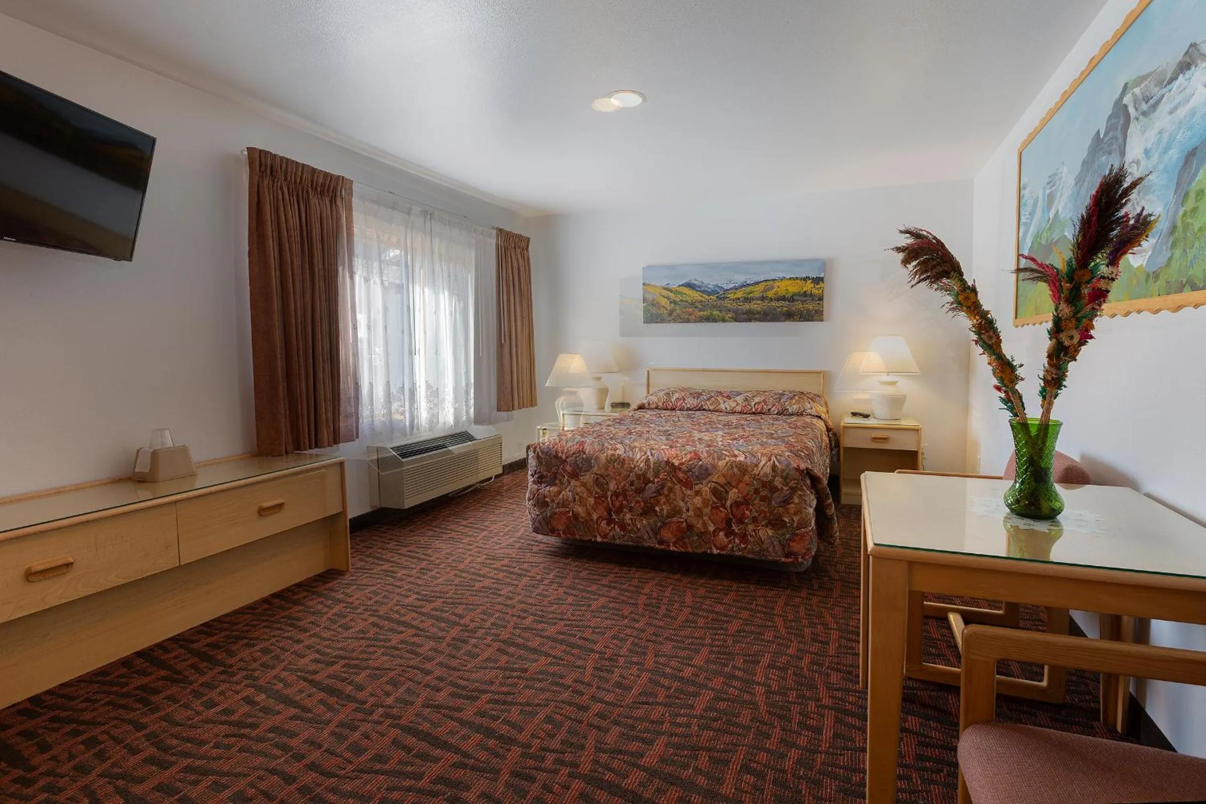 Bed in Starlight Lodge