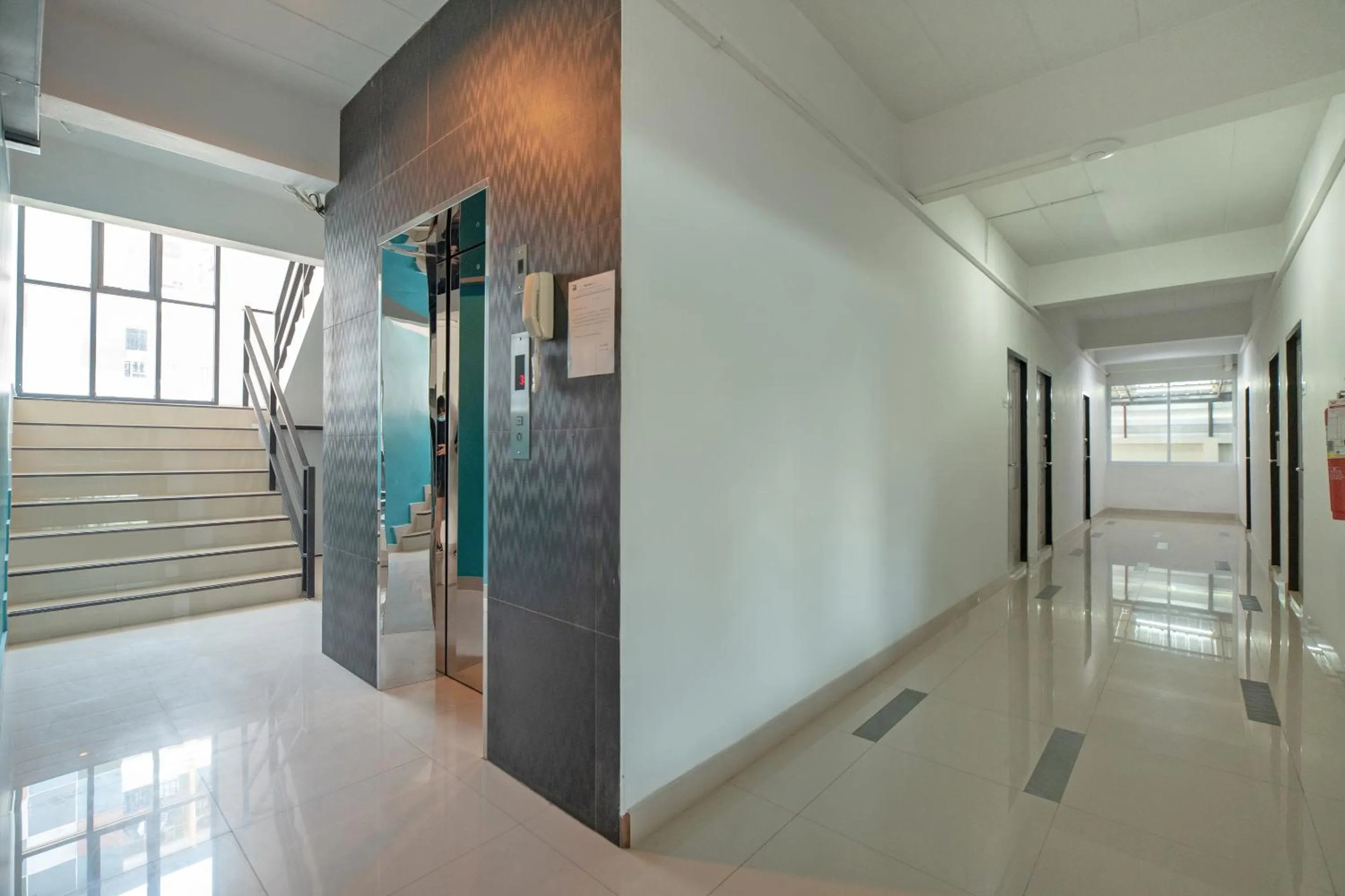 Facility for disabled guests in OYO 801 Inndy suite