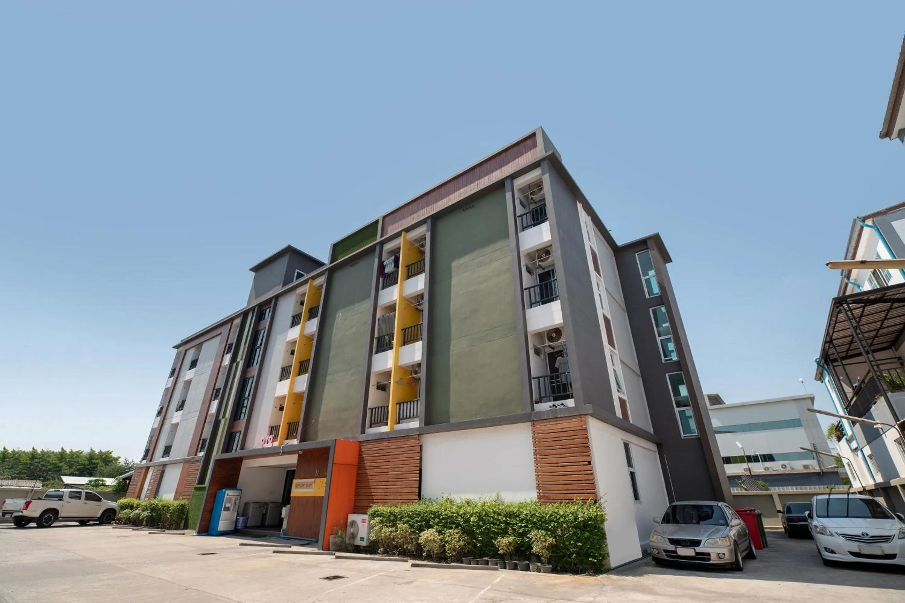 Facade/entrance, Property Building in OYO 801 Inndy suite