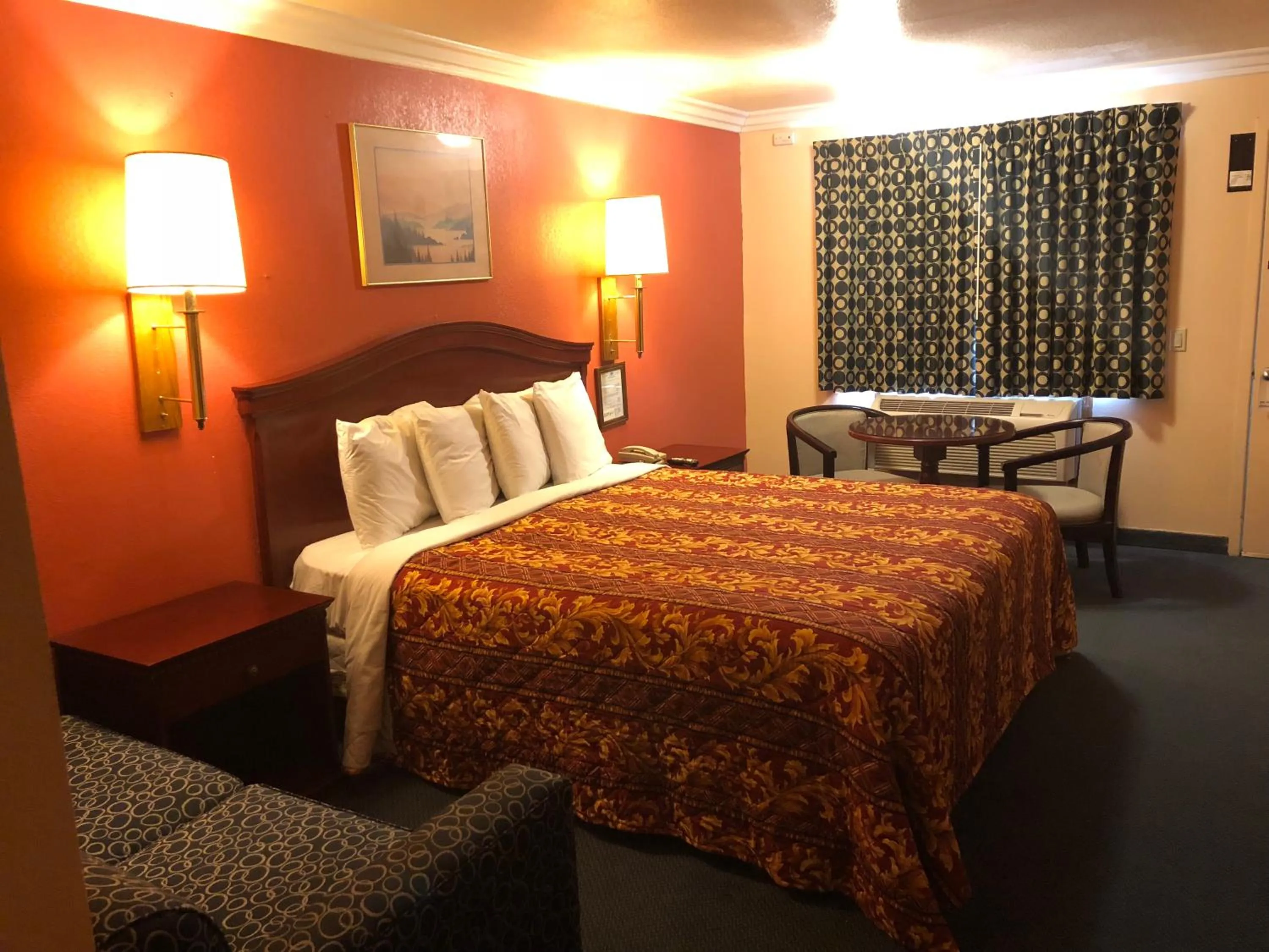 Seating area in Americas Best Value Inn-Mojave