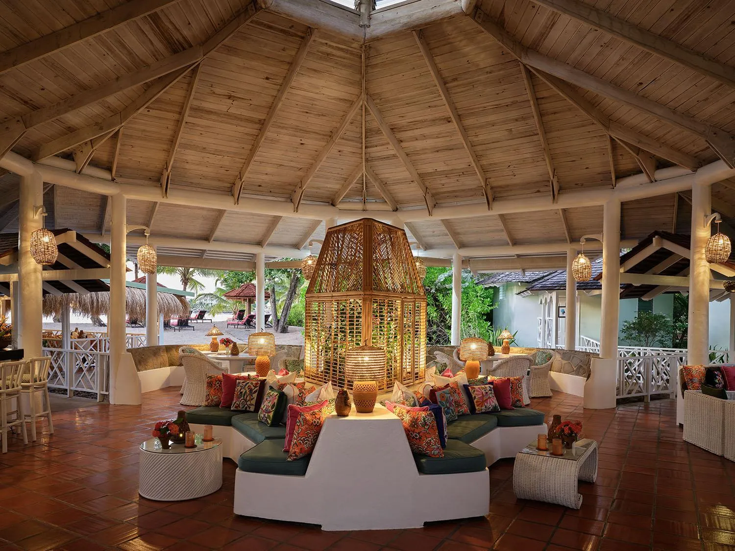 Restaurant/places to eat in East Winds St. Lucia- All Inclusive